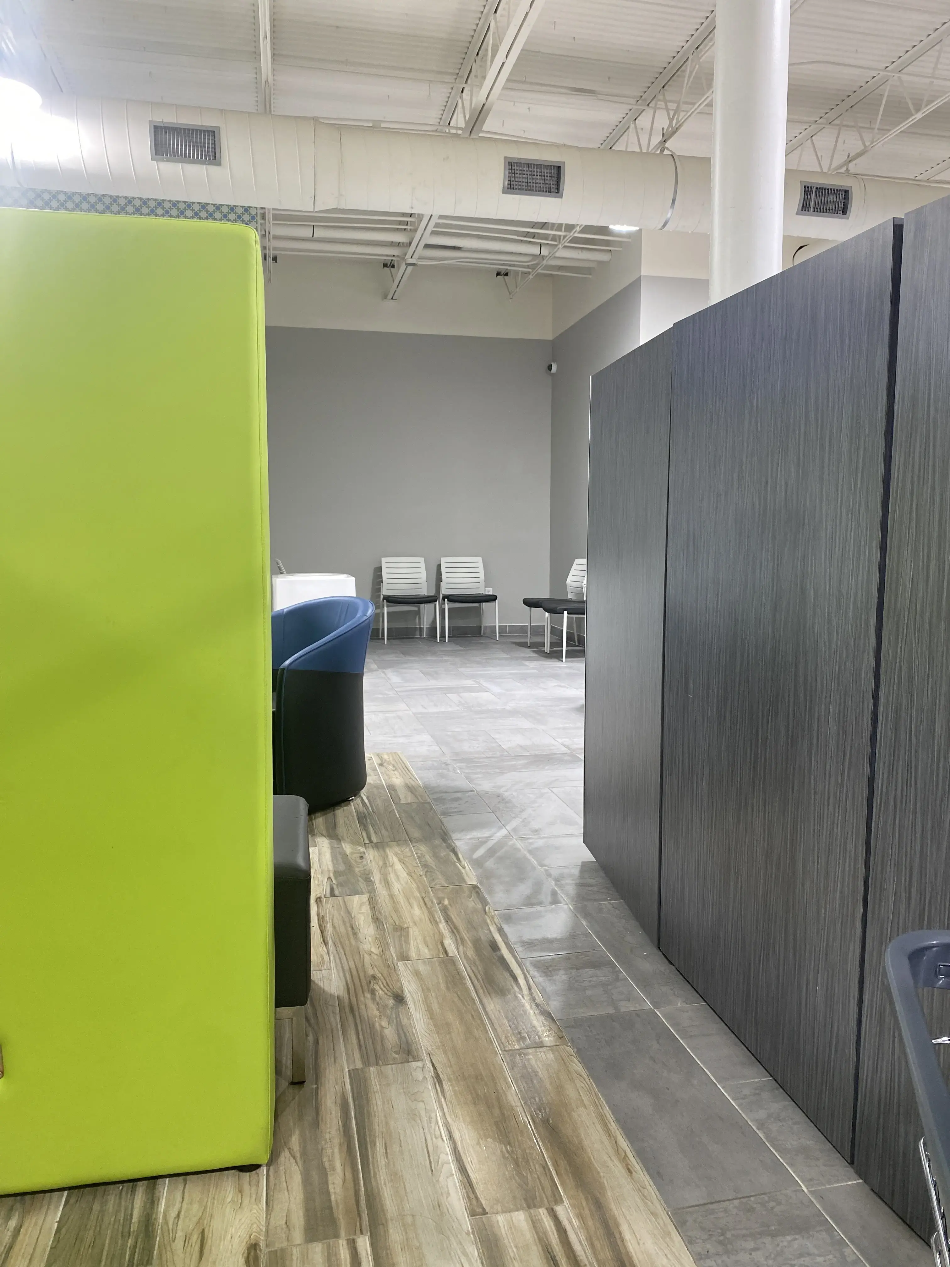 SpinXpress Laundry - Cullen - Wash & Fold Services - Image 17