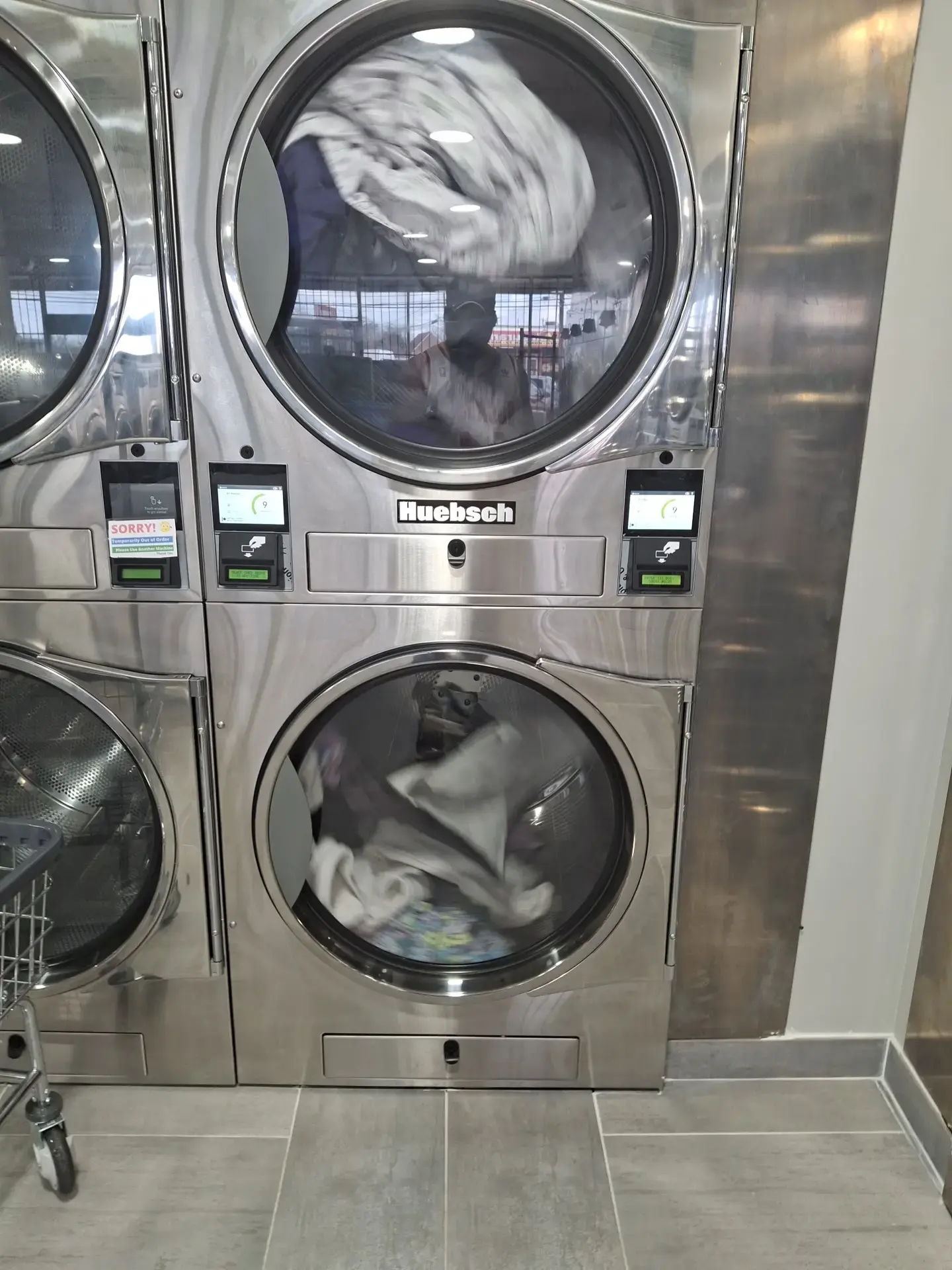 SpinXpress Laundry - Cullen - Wash & Fold Services - Image 7