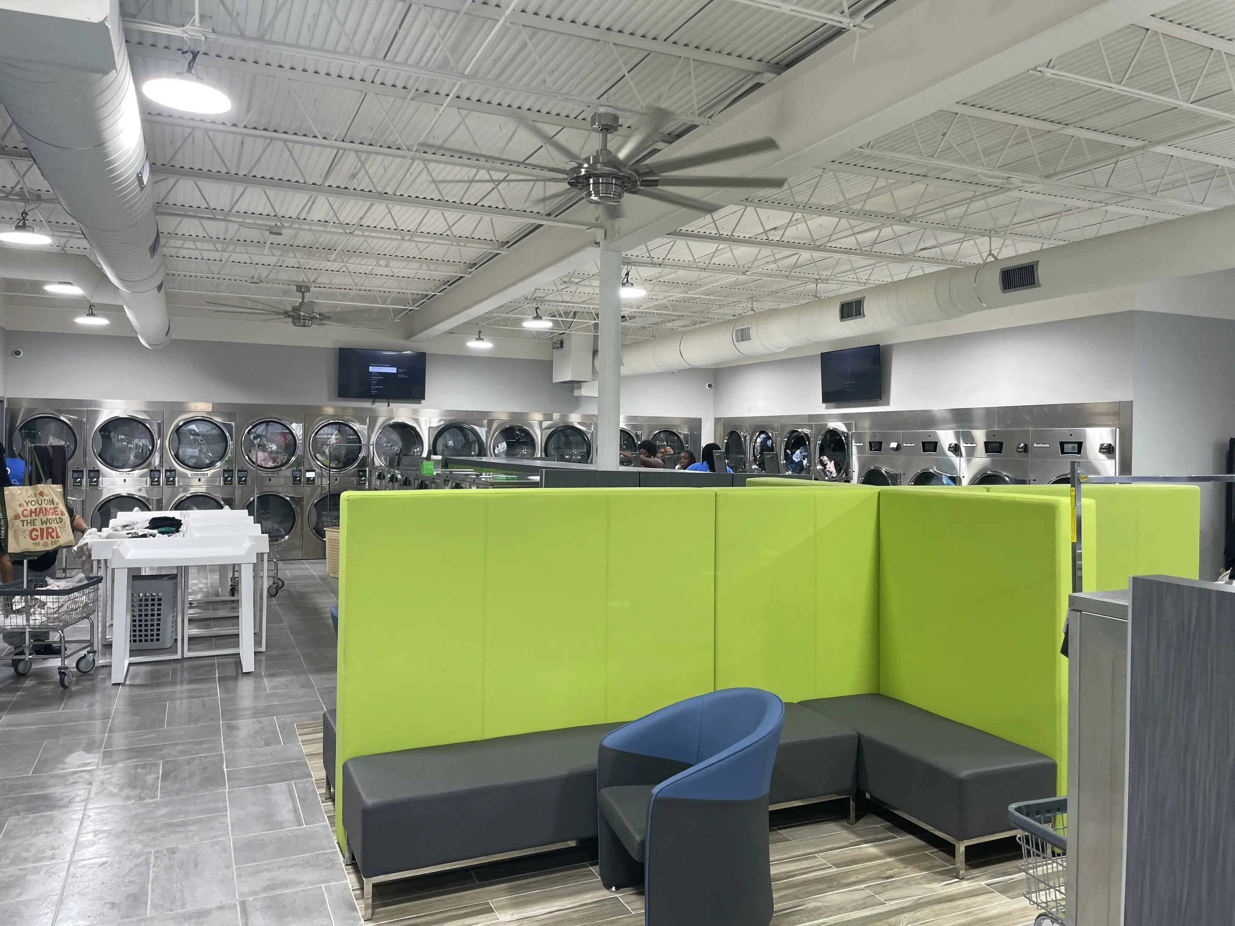 SpinXpress Laundry - Cullen - Wash & Fold Services - Image 5