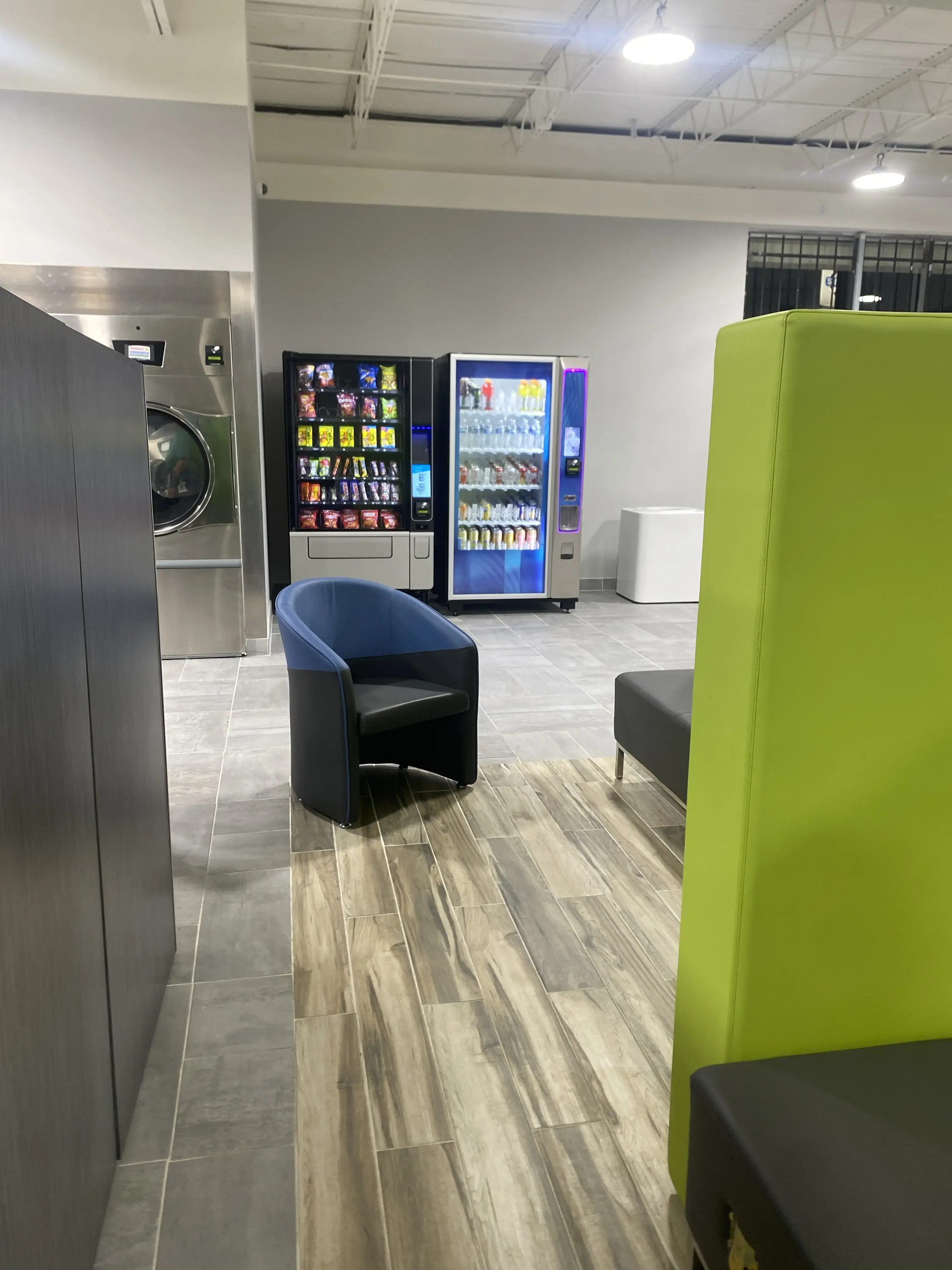 SpinXpress Laundry - Cullen - Wash & Fold Services - Image 13