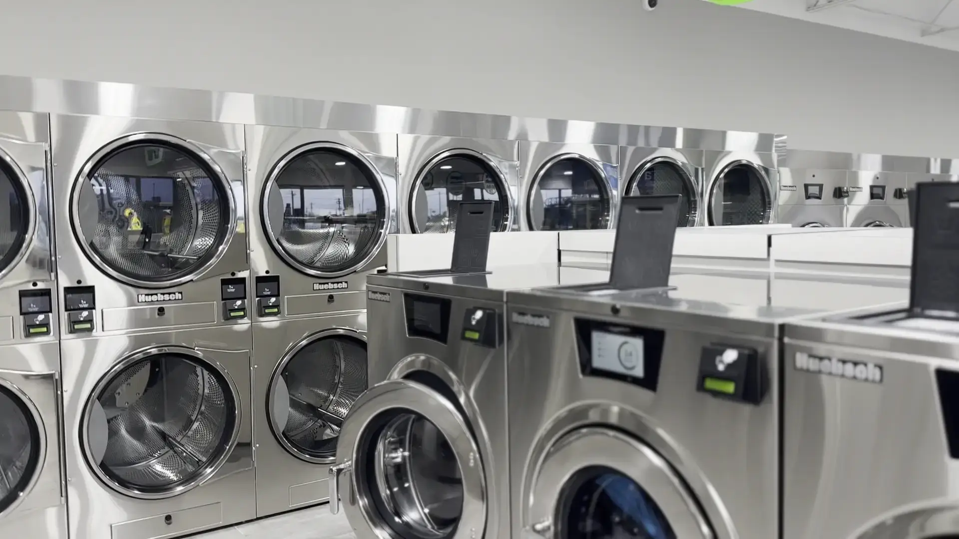 SpinXpress Laundry - El Dorado - Wash & Fold Services thumbnail 2