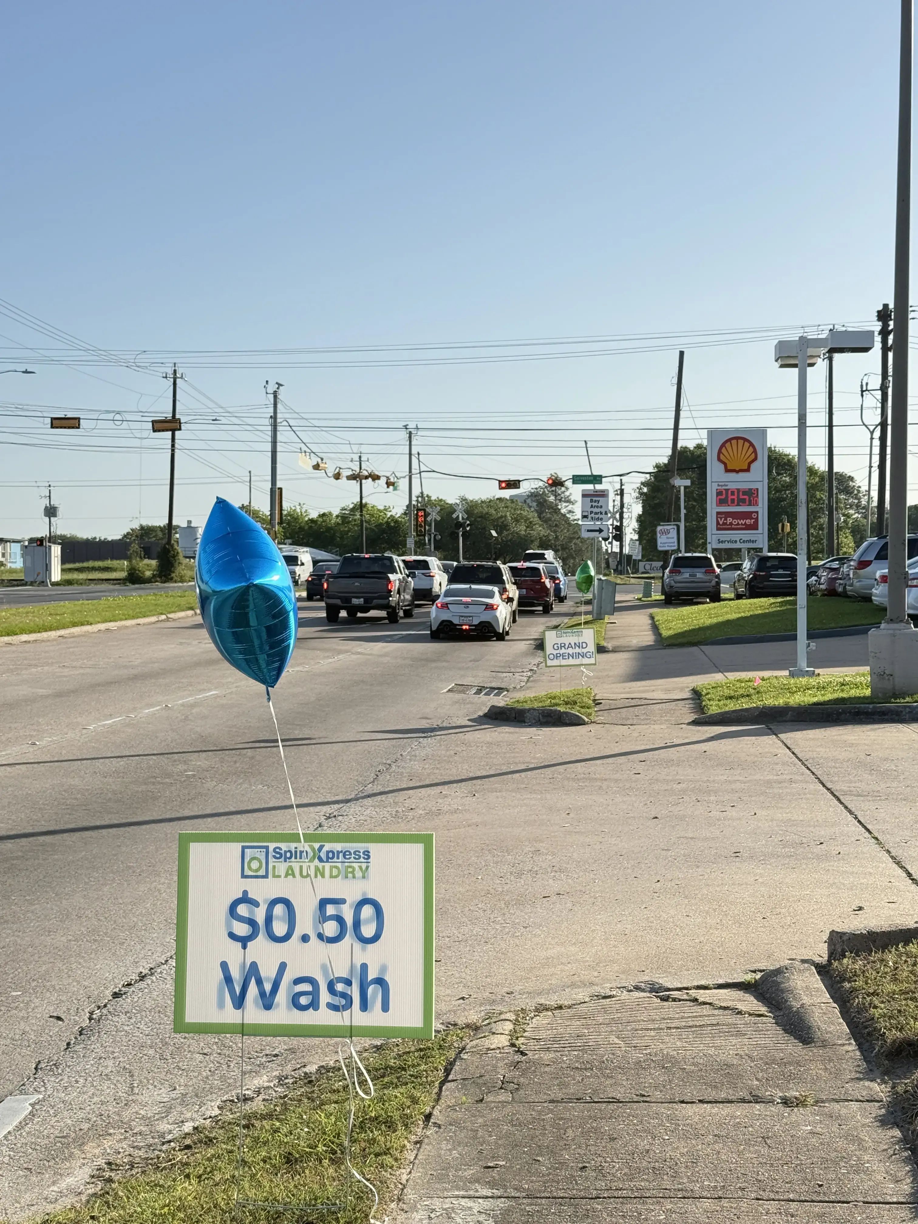 SpinXpress Laundry - El Dorado - Wash & Fold Services - Image 4