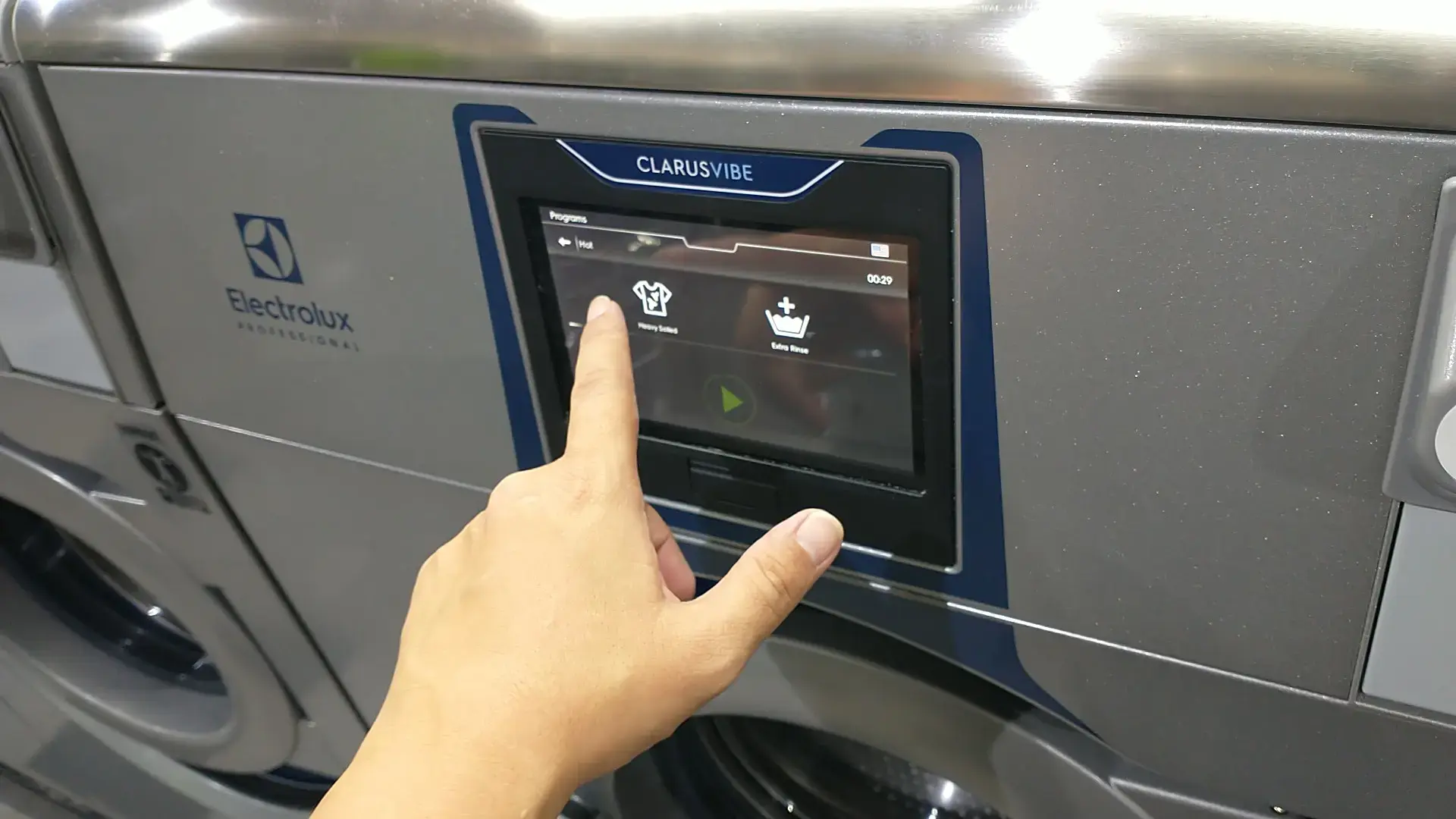 SpinXpress Laundry - Fredericksburg - Wash & Fold Services - Image 16