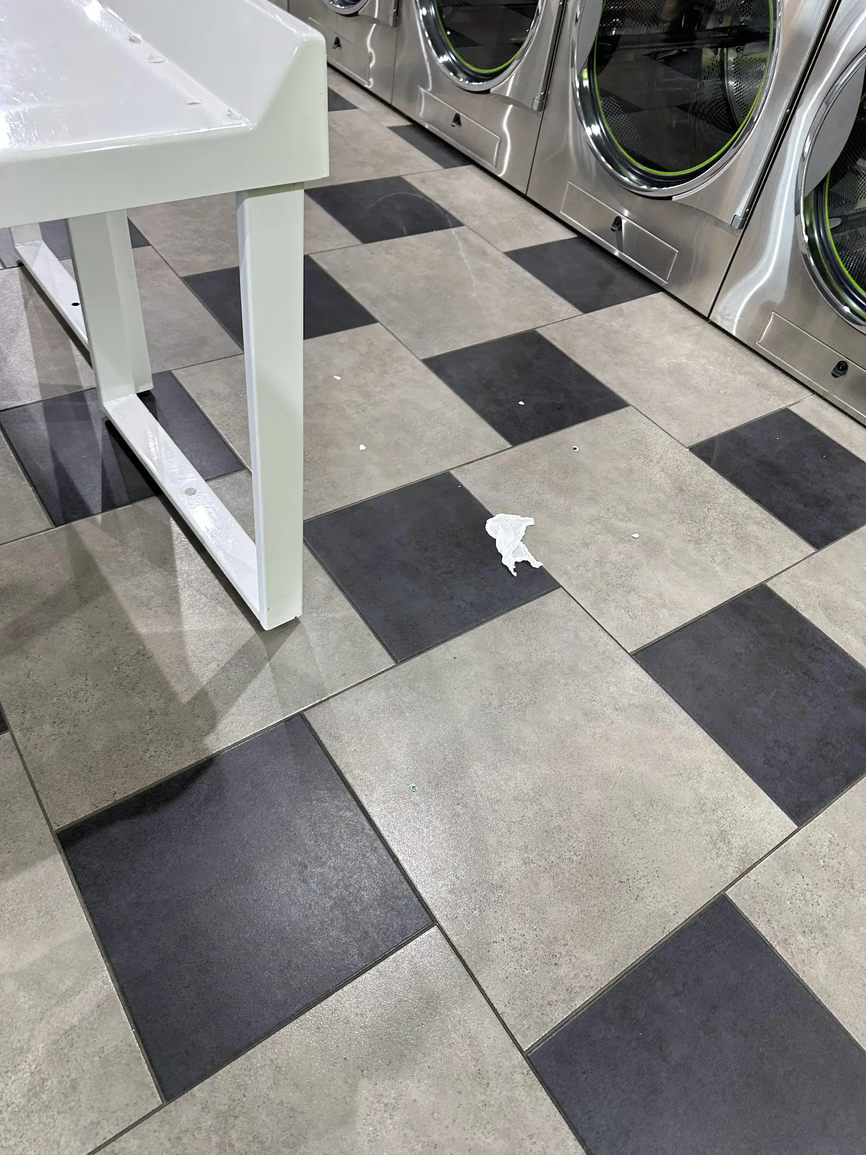 SpinXpress Laundry - Fredericksburg - Wash & Fold Services thumbnail 12