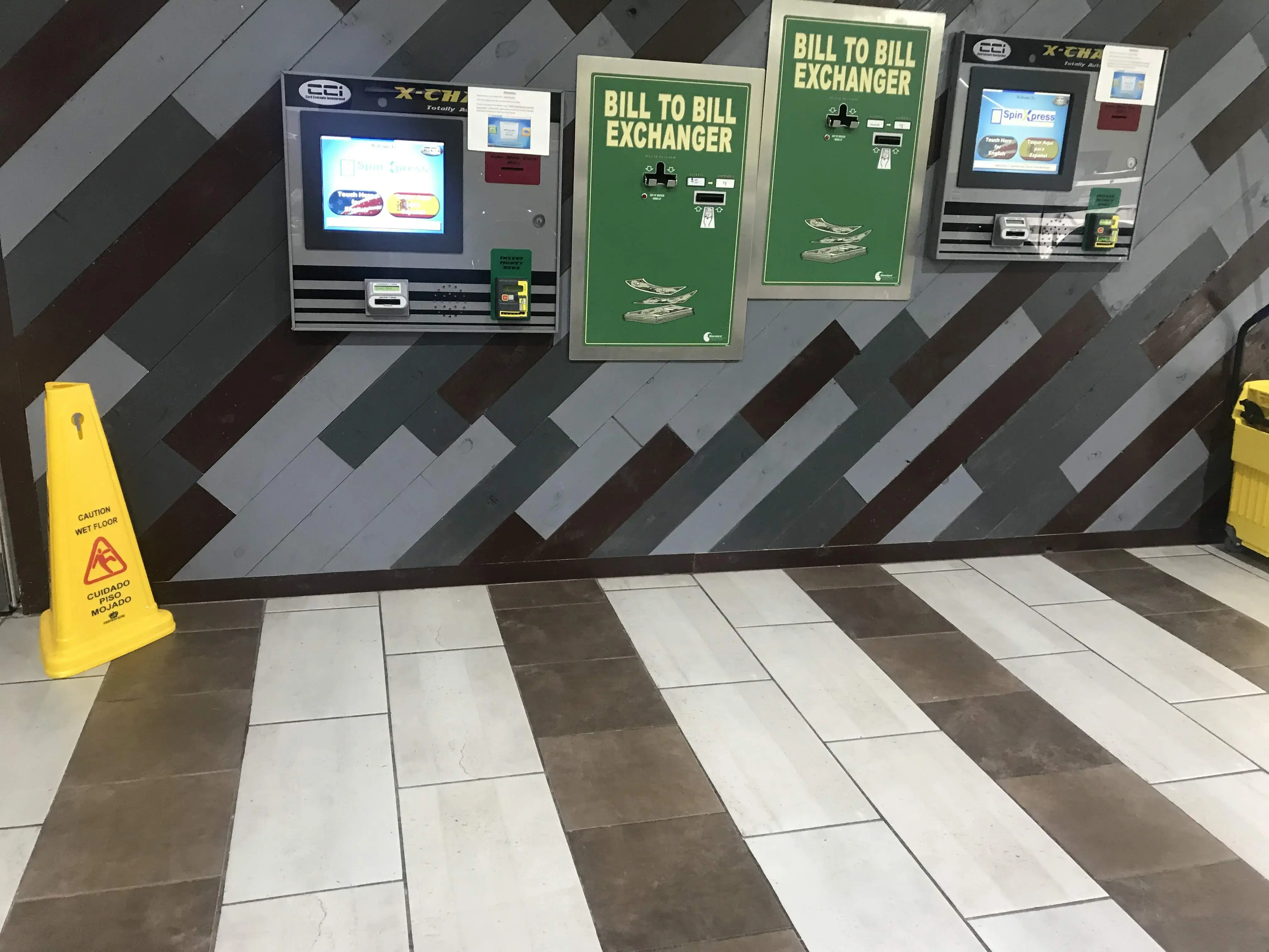 SpinXpress Laundry - General McMullen - Wash & Fold Services - Image 20