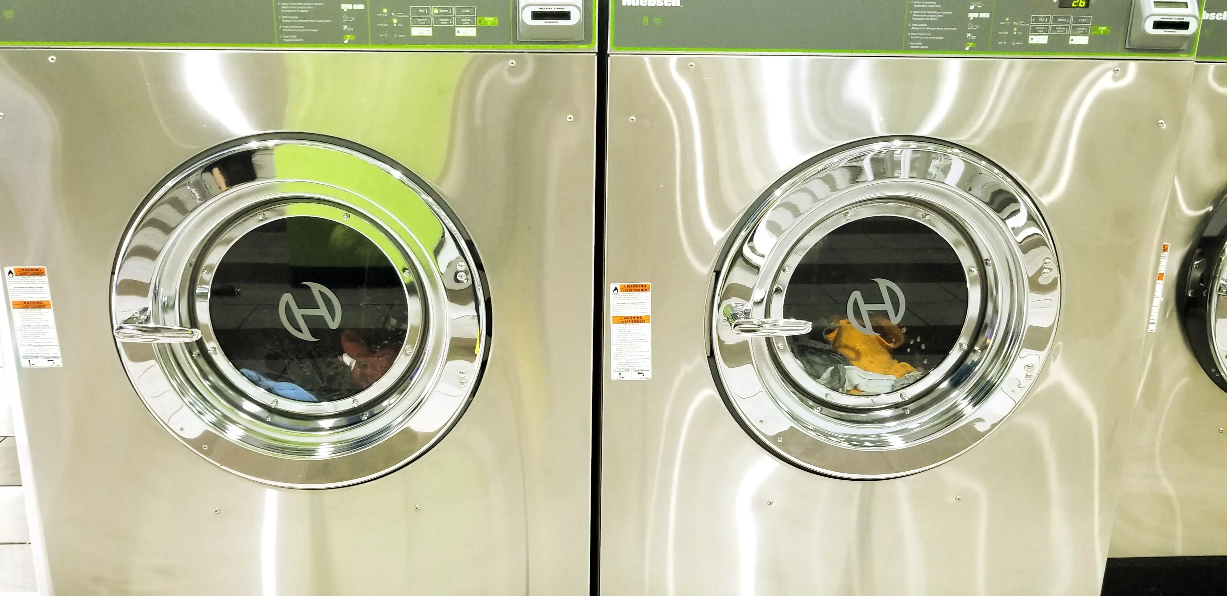 SpinXpress Laundry - General McMullen - Wash & Fold Services - Image 14