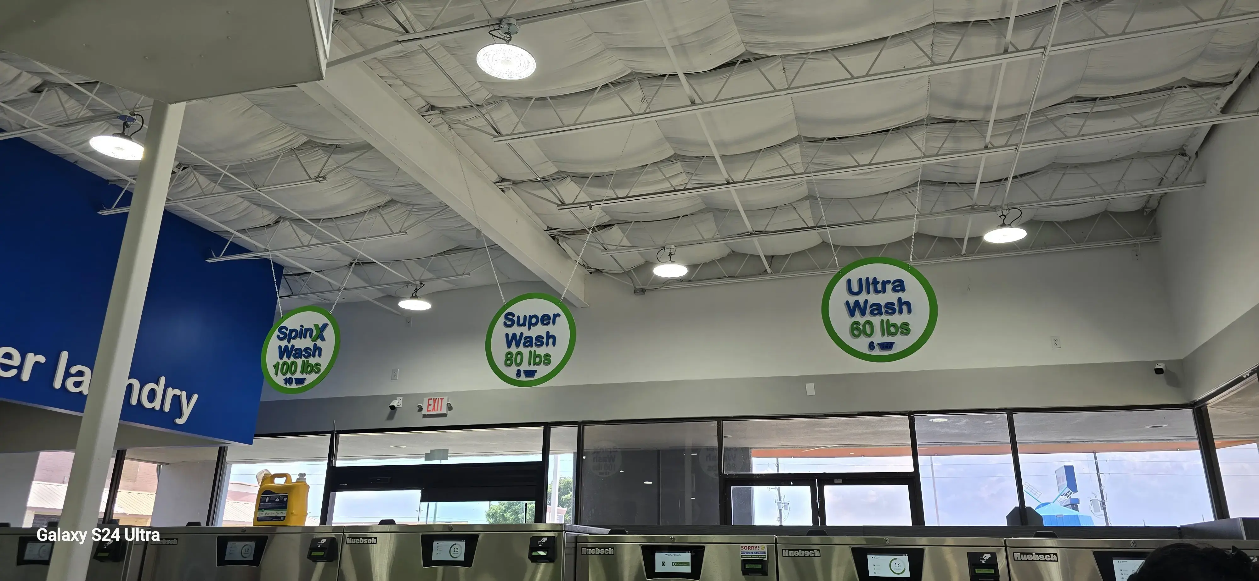 SpinXpress Laundry - Katy - Wash & Fold Services - Image 14