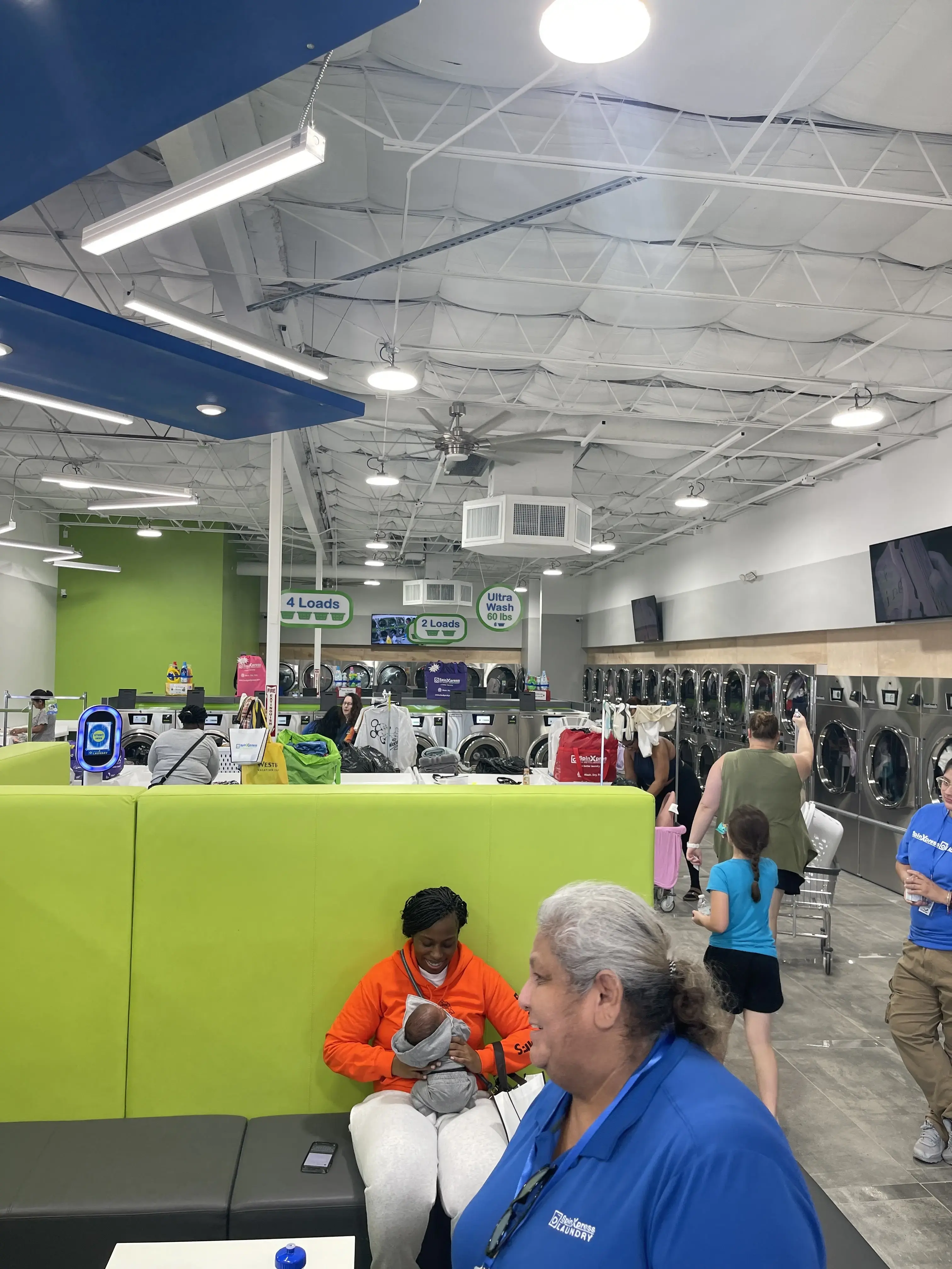 SpinXpress Laundry - Katy - Wash & Fold Services - Image 7