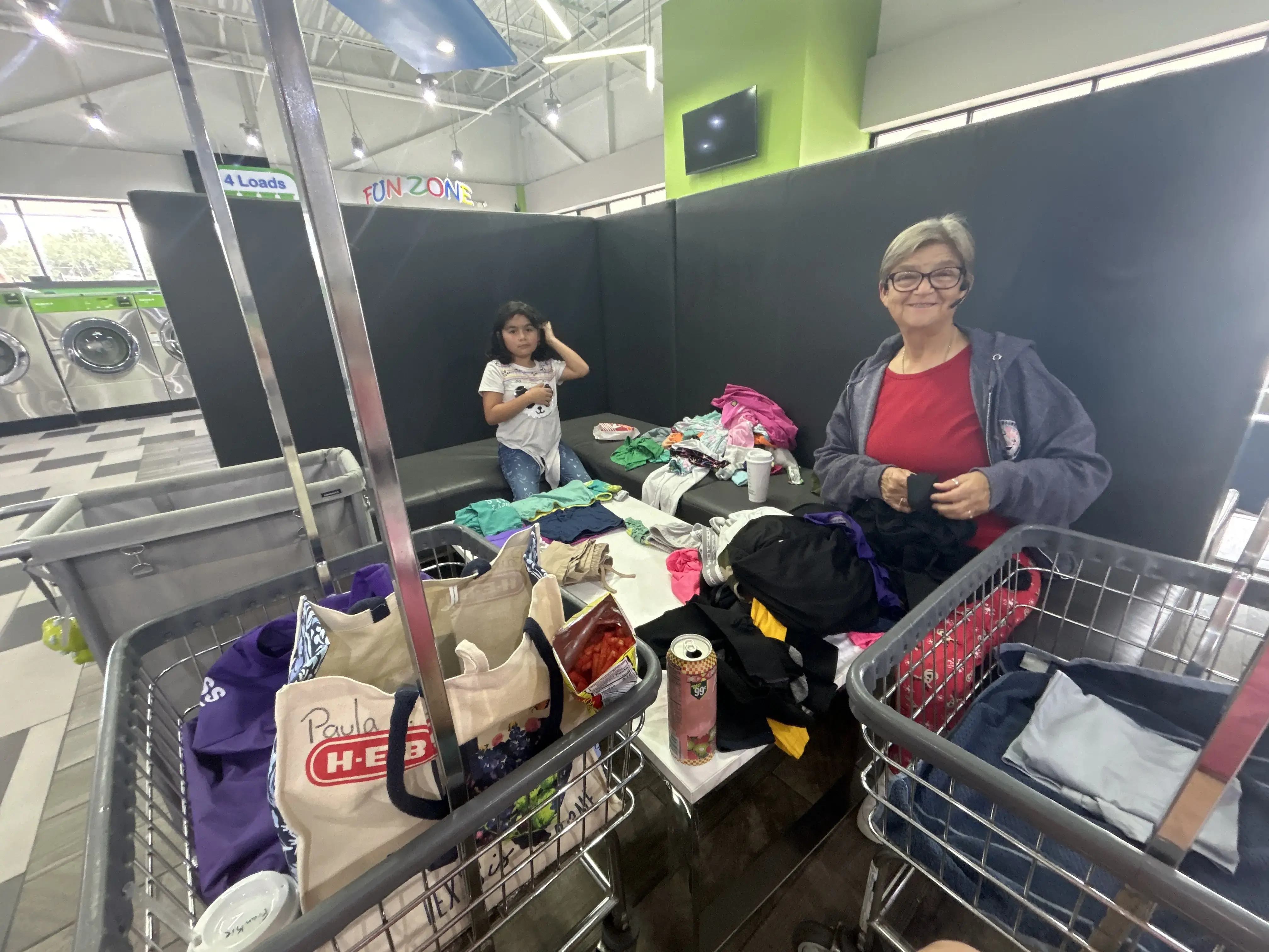 SpinXpress Laundry - North McAllen - Wash & Fold Services thumbnail 13