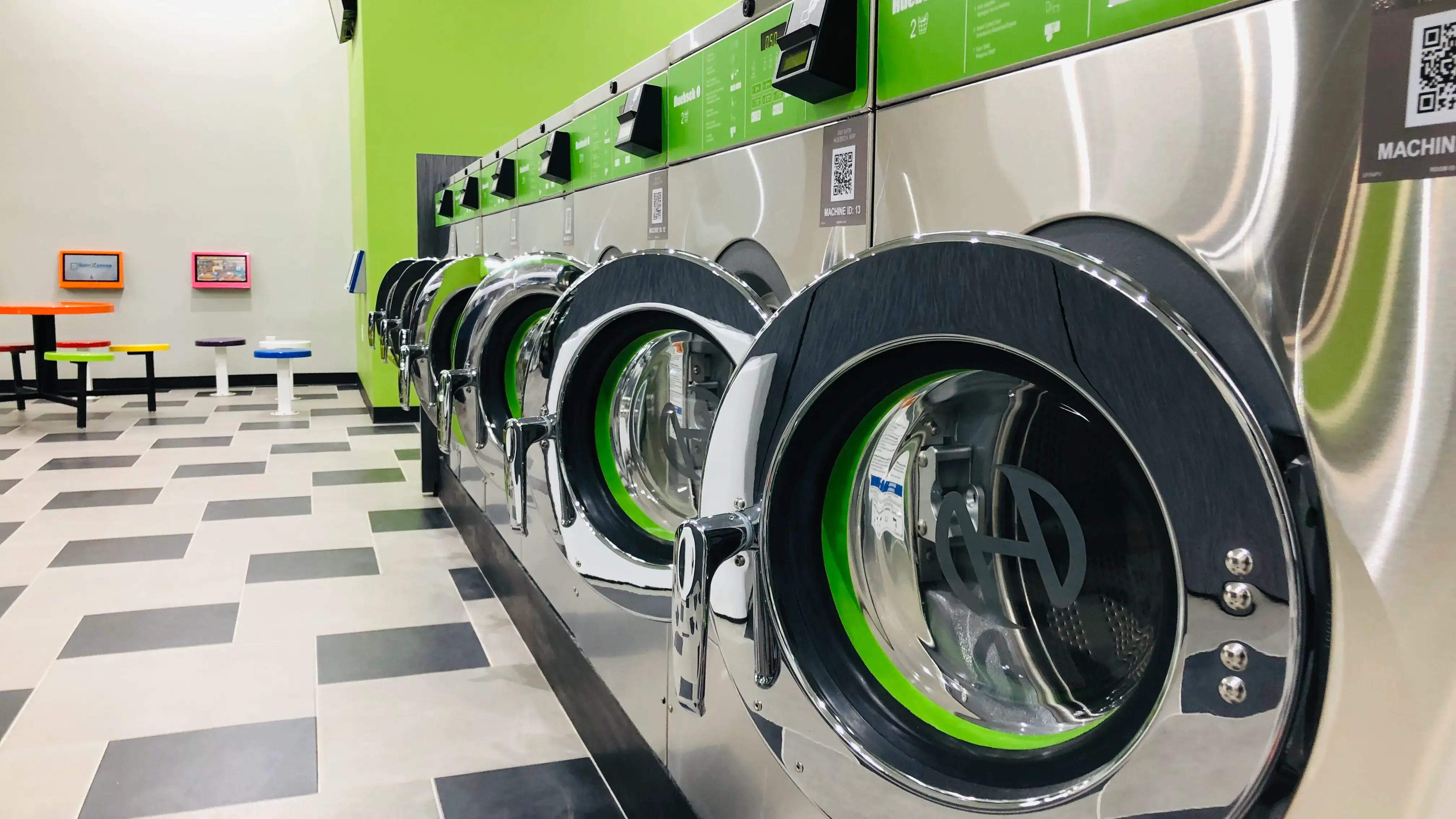 SpinXpress Laundry - Palm Blvd - Wash & Fold Services thumbnail 15