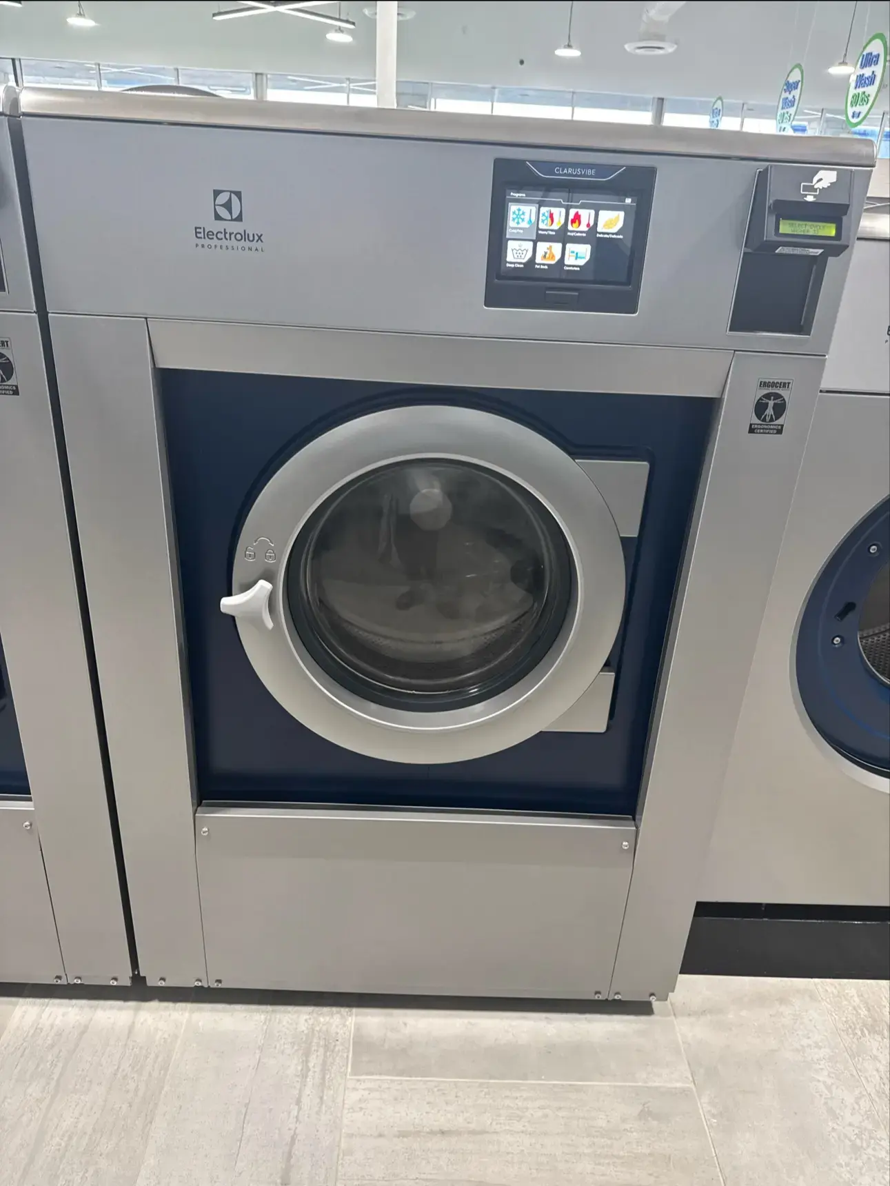 SpinXpress Laundry - Vegas Trail - Wash & Fold Services - Image 9