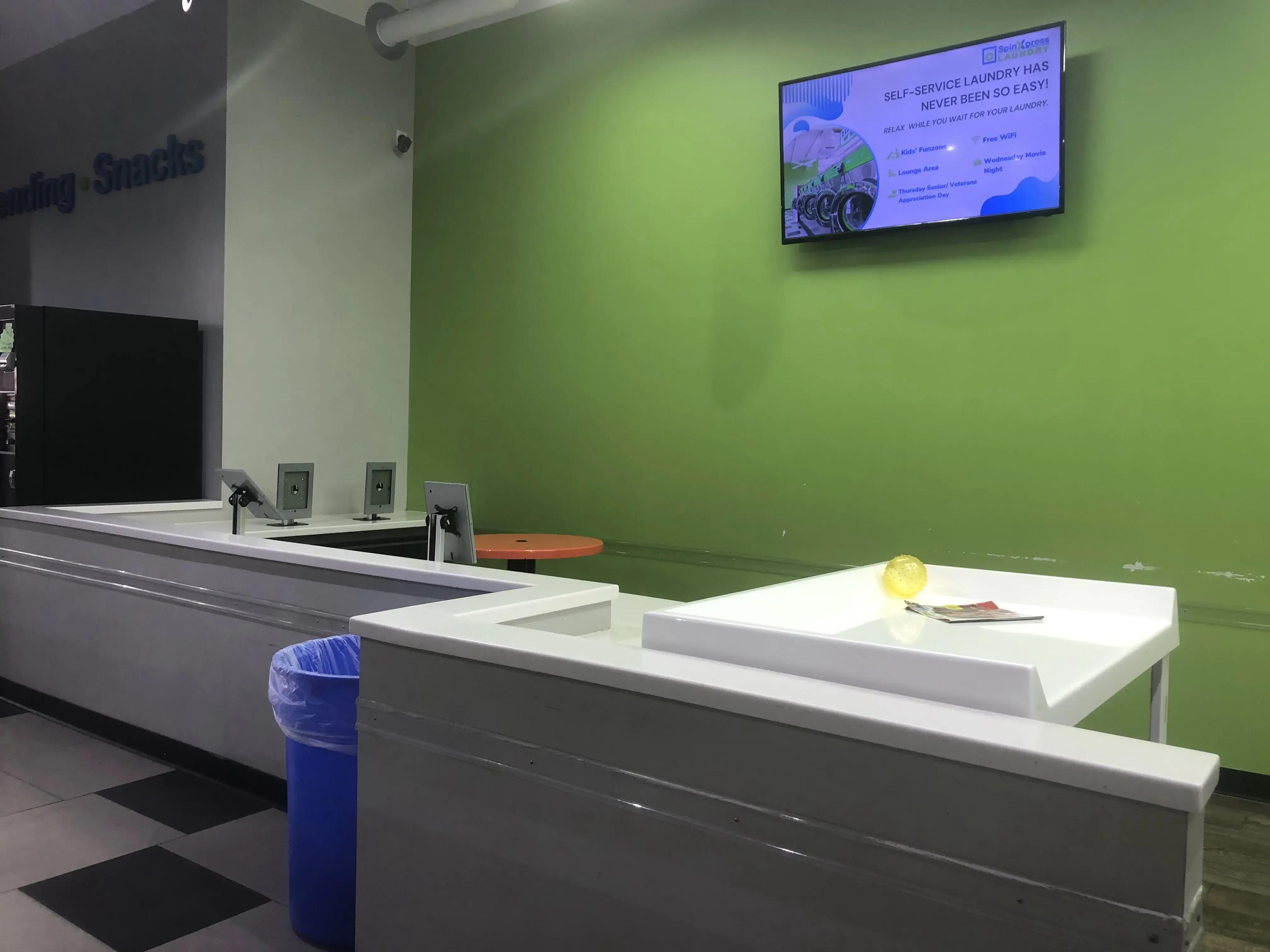 SpinXpress Laundry - W. Commerce St - Wash & Fold Services - Image 16