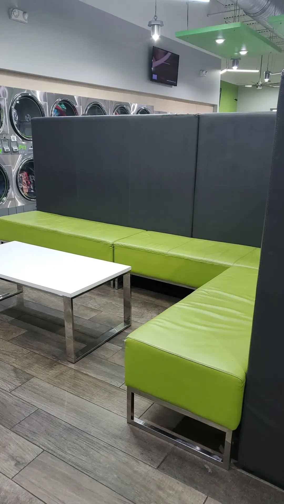 SpinXpress Laundry - W. Commerce St - Wash & Fold Services - Image 7