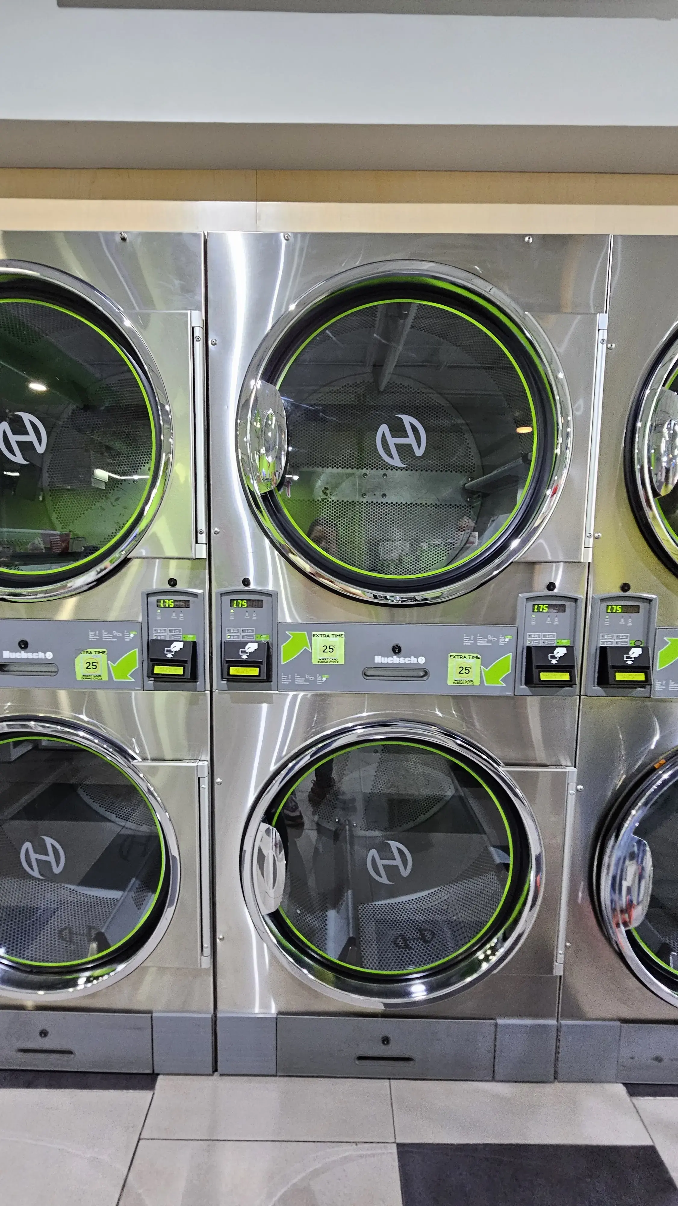 SpinXpress Laundry - W. Commerce St - Wash & Fold Services thumbnail 12