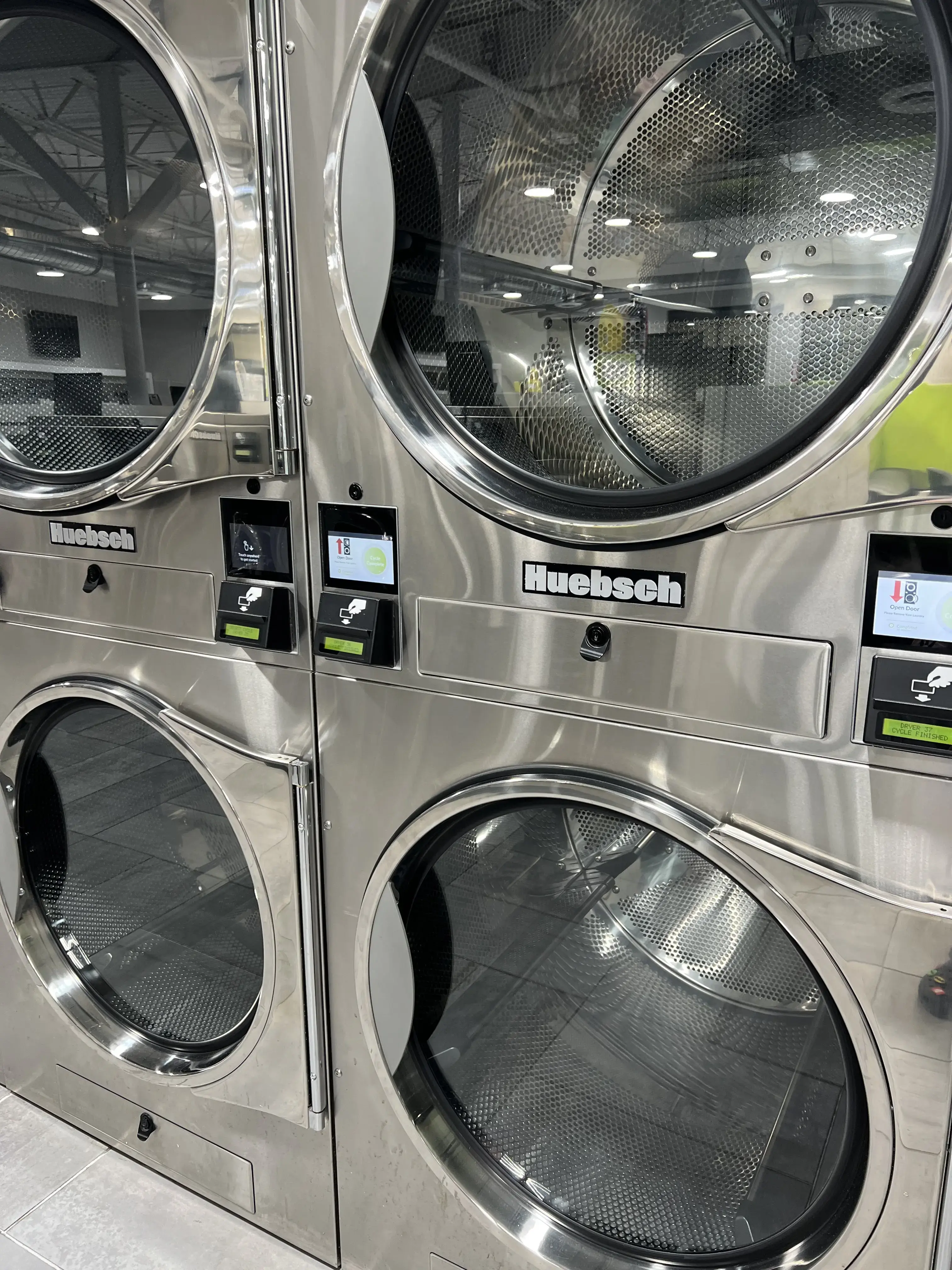 SpinXpress Laundry - Weber Rd - Wash & Fold Services thumbnail 6