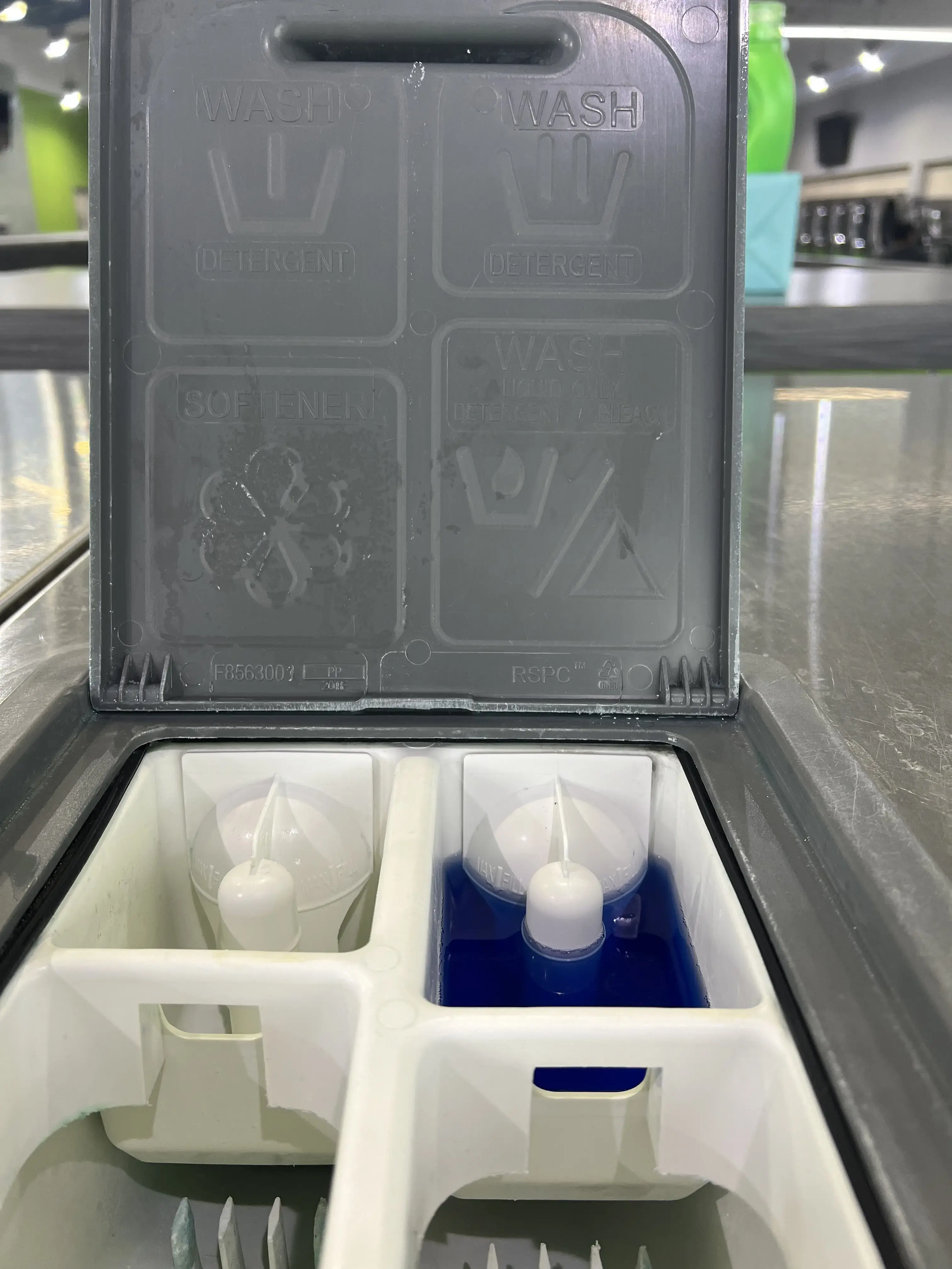 SpinXpress Laundry - WW White - Wash & Fold Services thumbnail 7