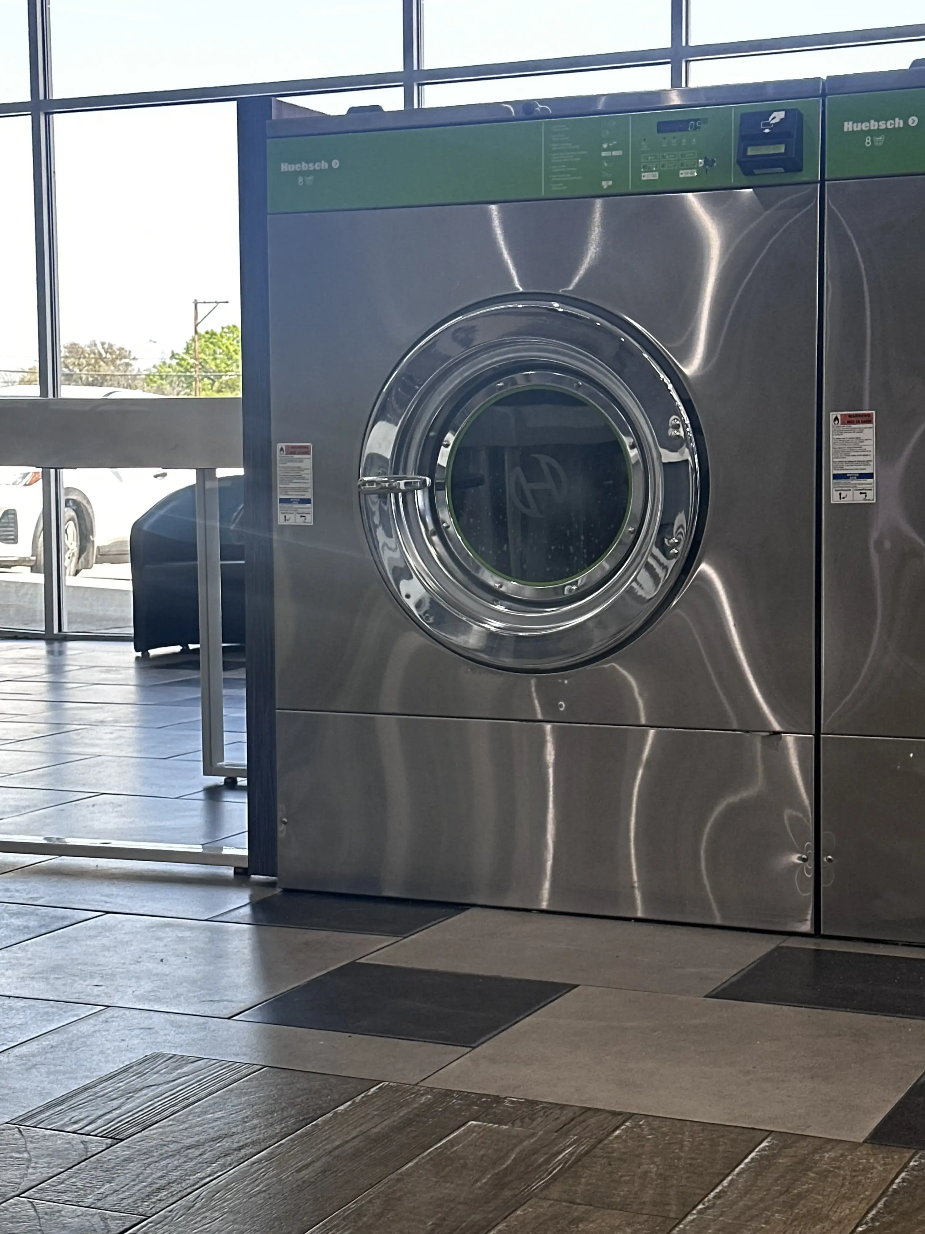 SpinXpress Laundry - WW White - Wash & Fold Services - Image 13