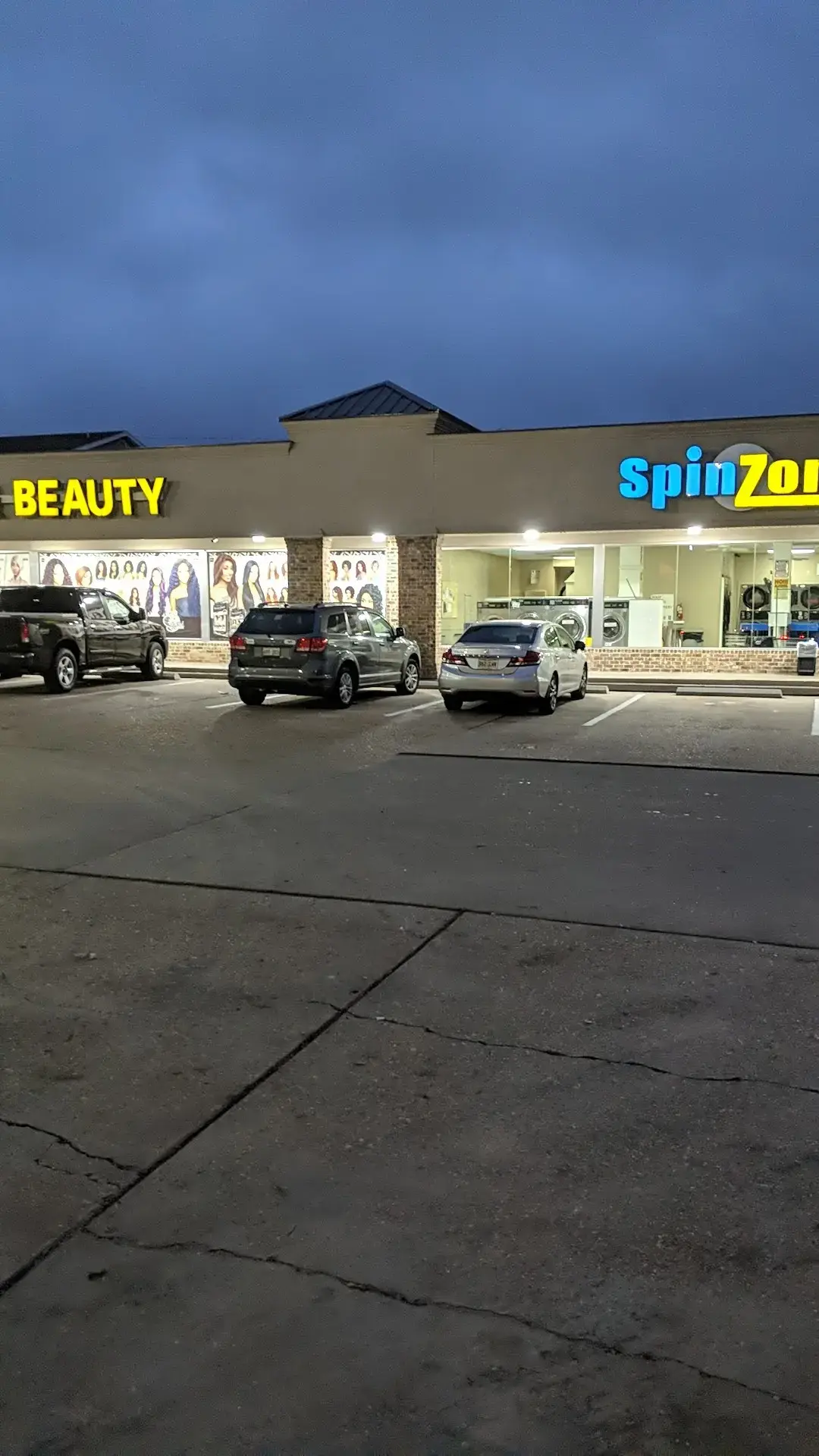 SpinZone Coin Operated Laundromat - Image 13