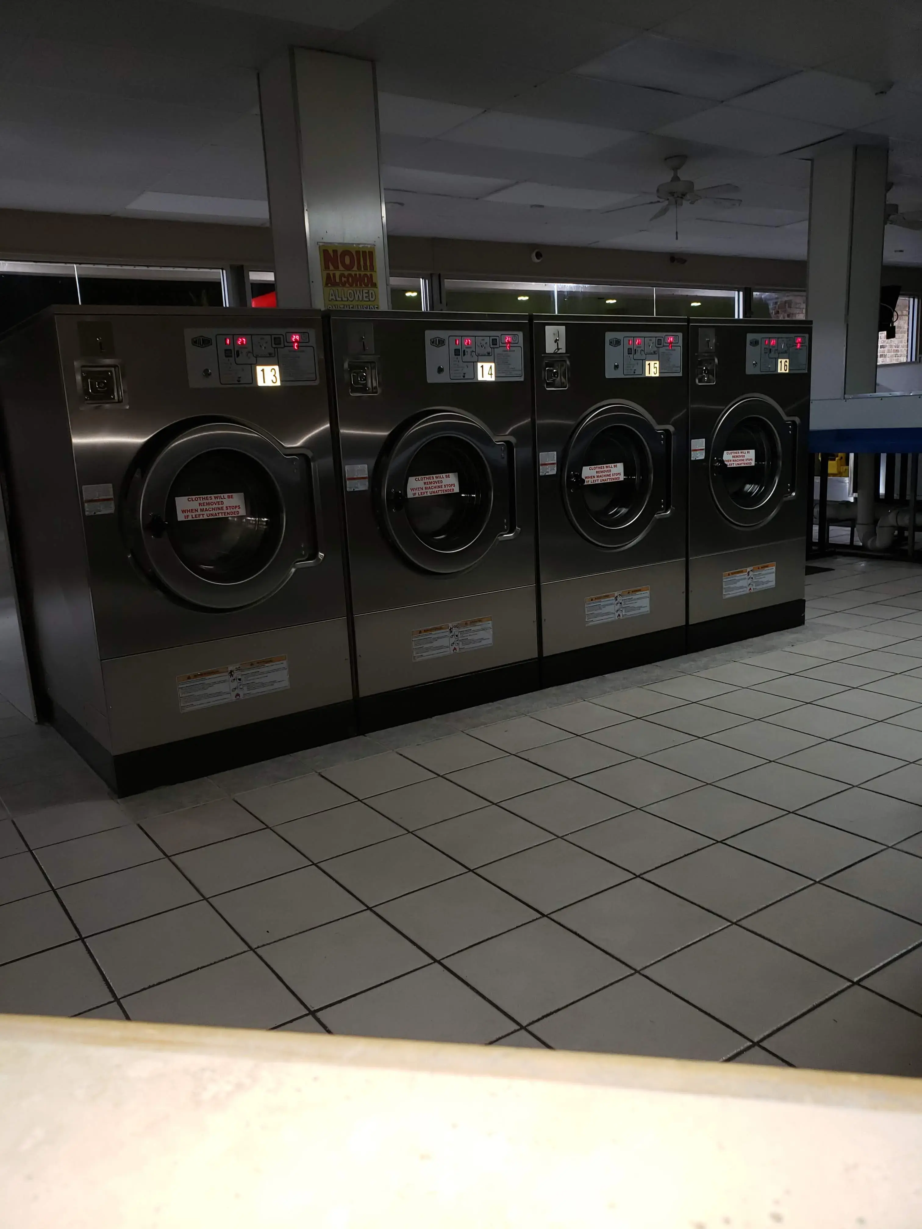 SpinZone Coin Operated Laundromat - Image 2