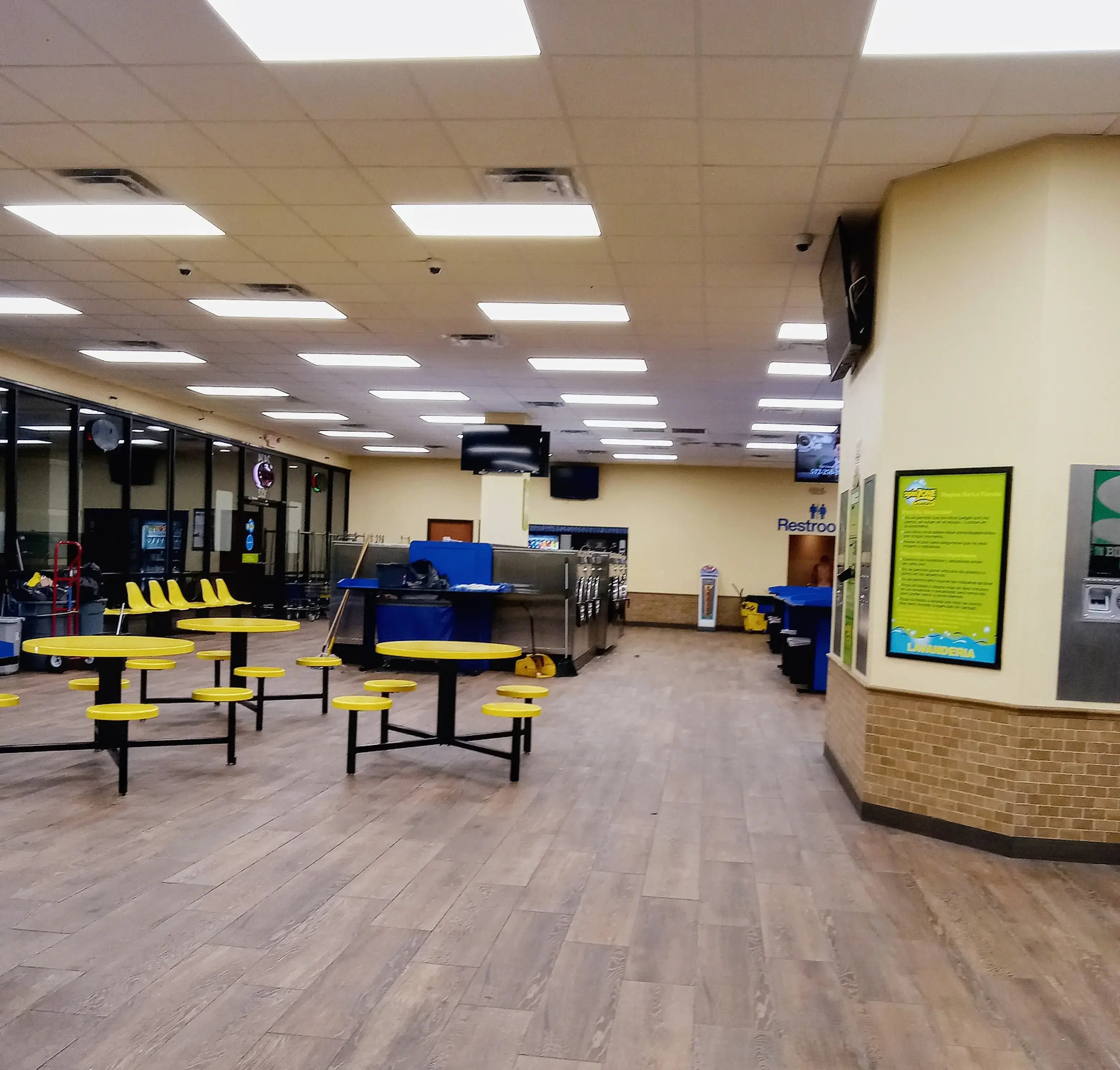 SpinZone Laundry - Image 3