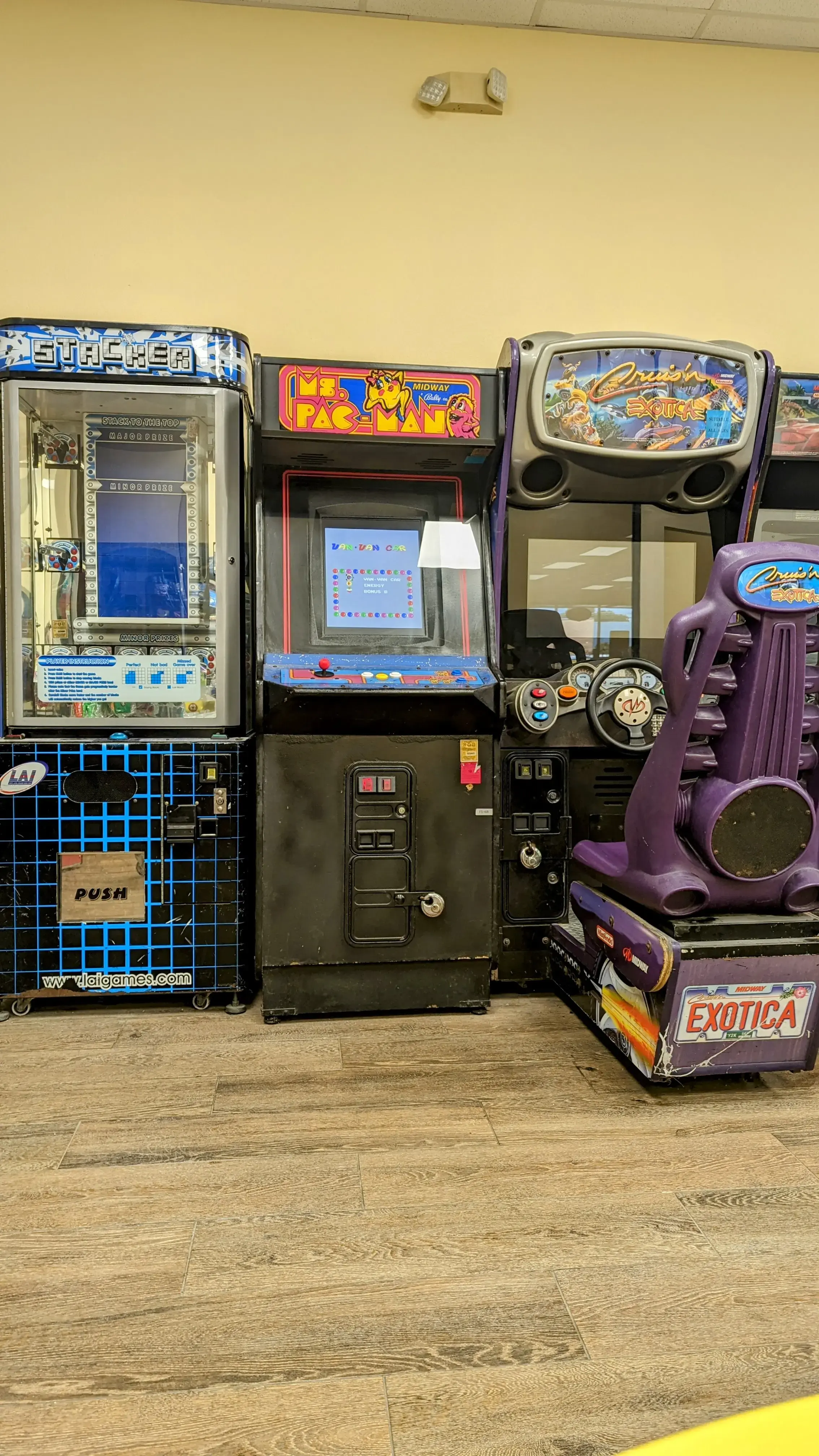 SpinZone Laundry - Image 5