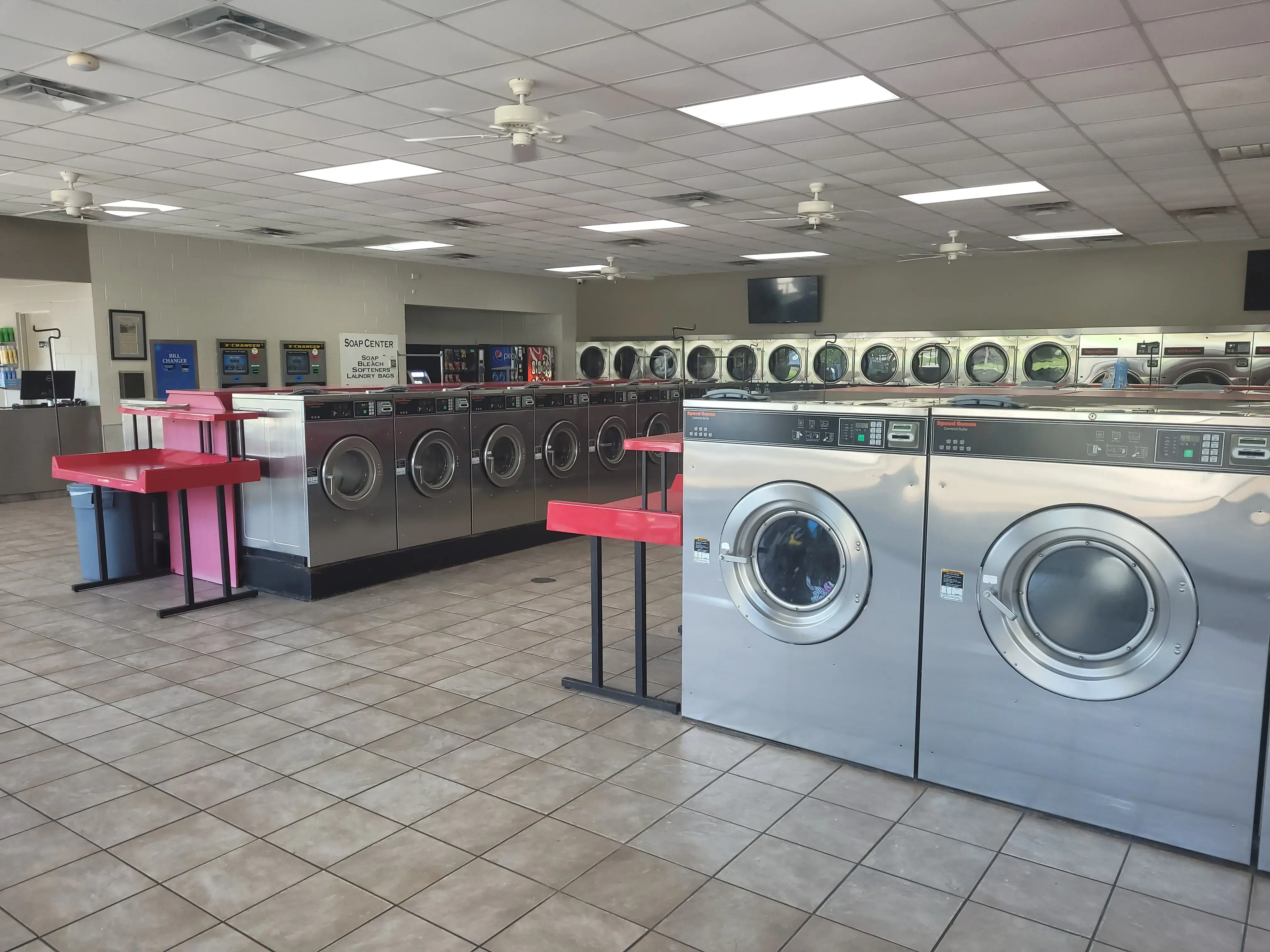 Splash & Dash Laundromat location