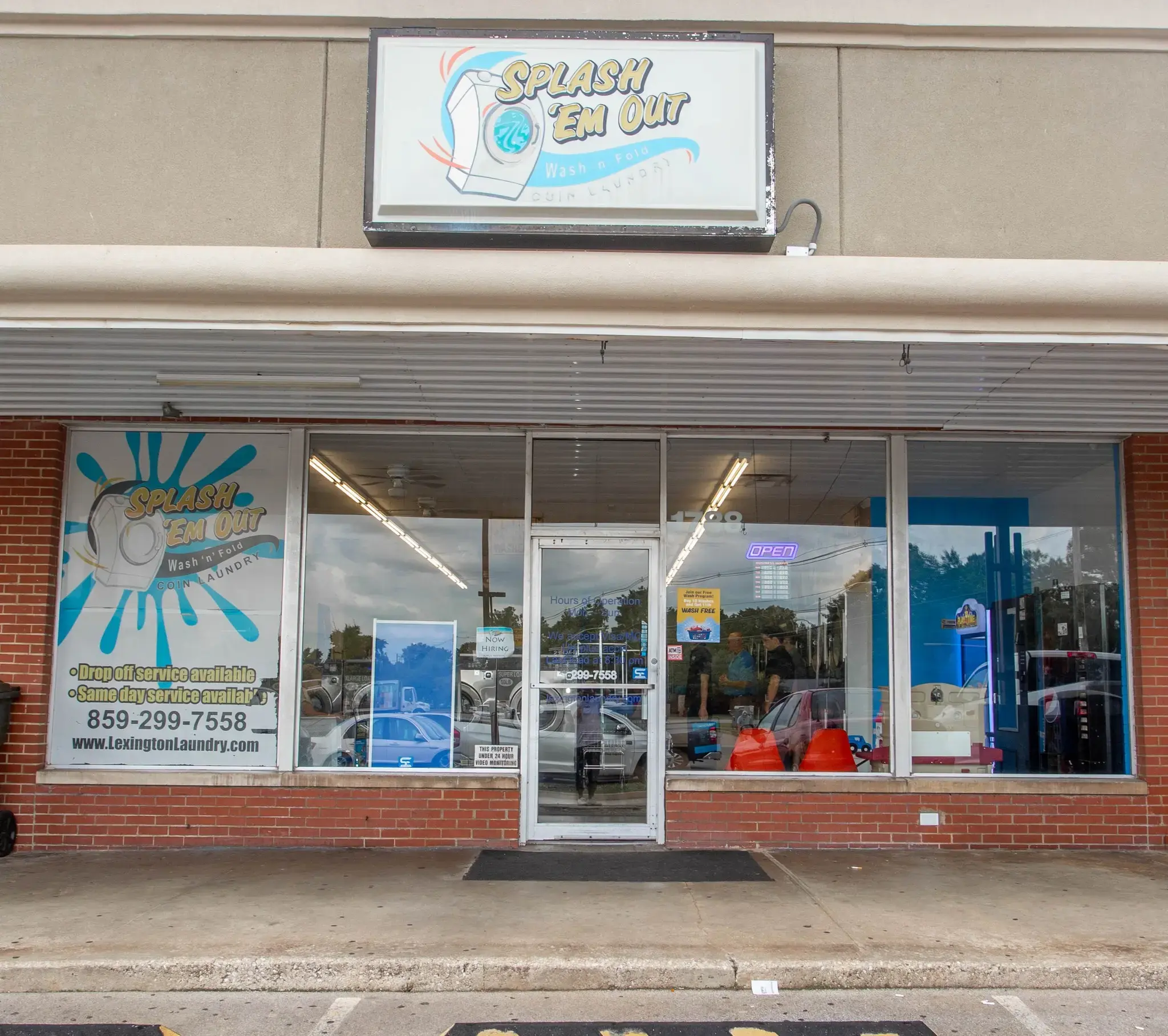 Splash 'Em Out Laundromat - Image 2