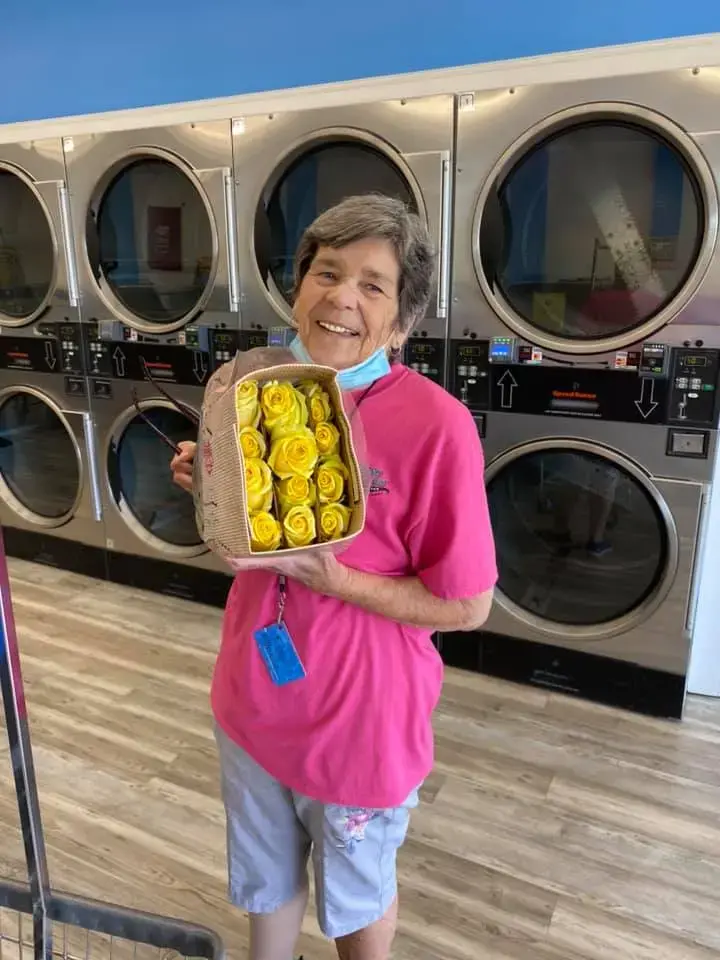 Splash 'Em Out Laundromat thumbnail 13