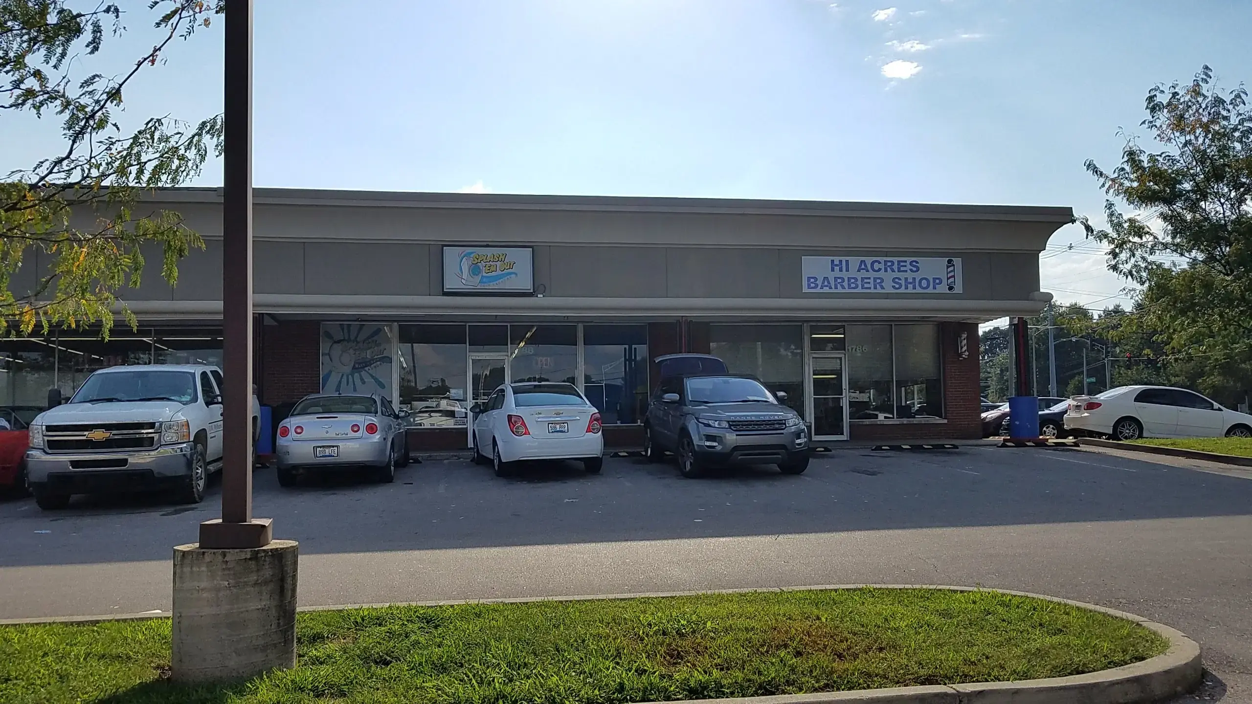 Splash 'Em Out Laundromat - Image 2