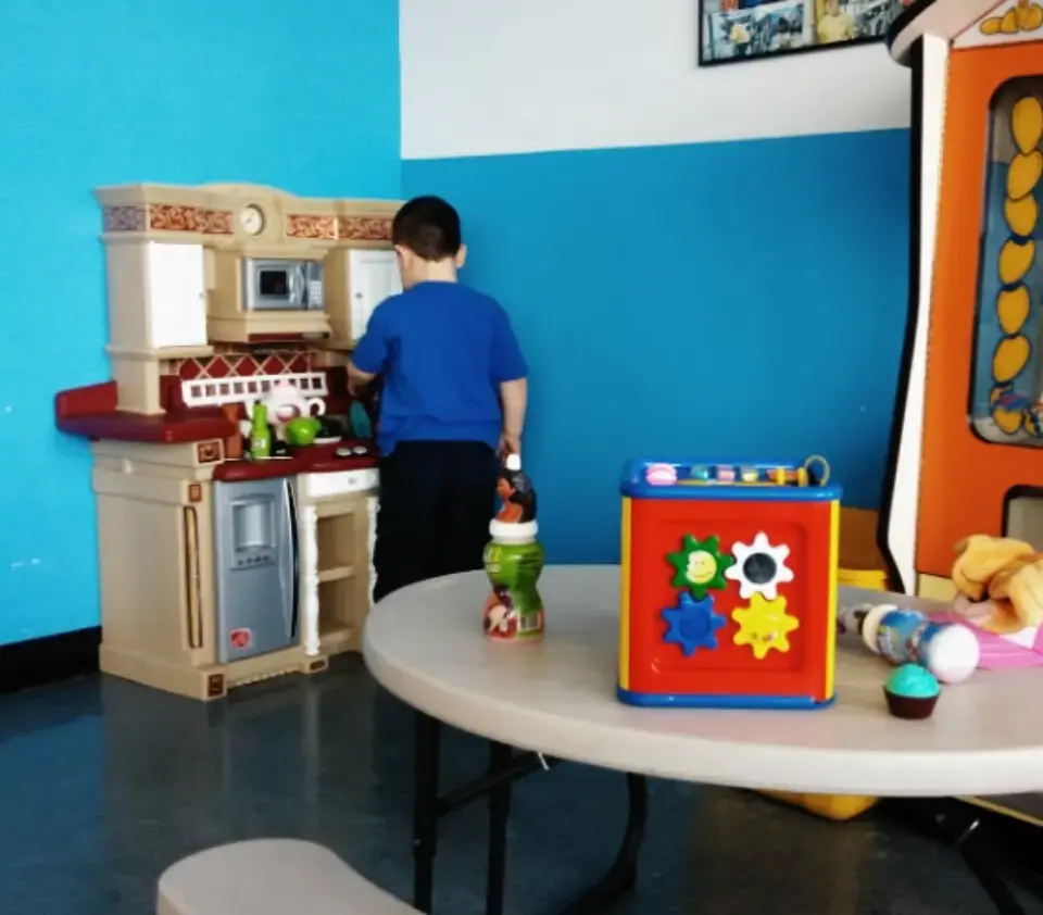 Splash 'Em Out Laundromat thumbnail 5