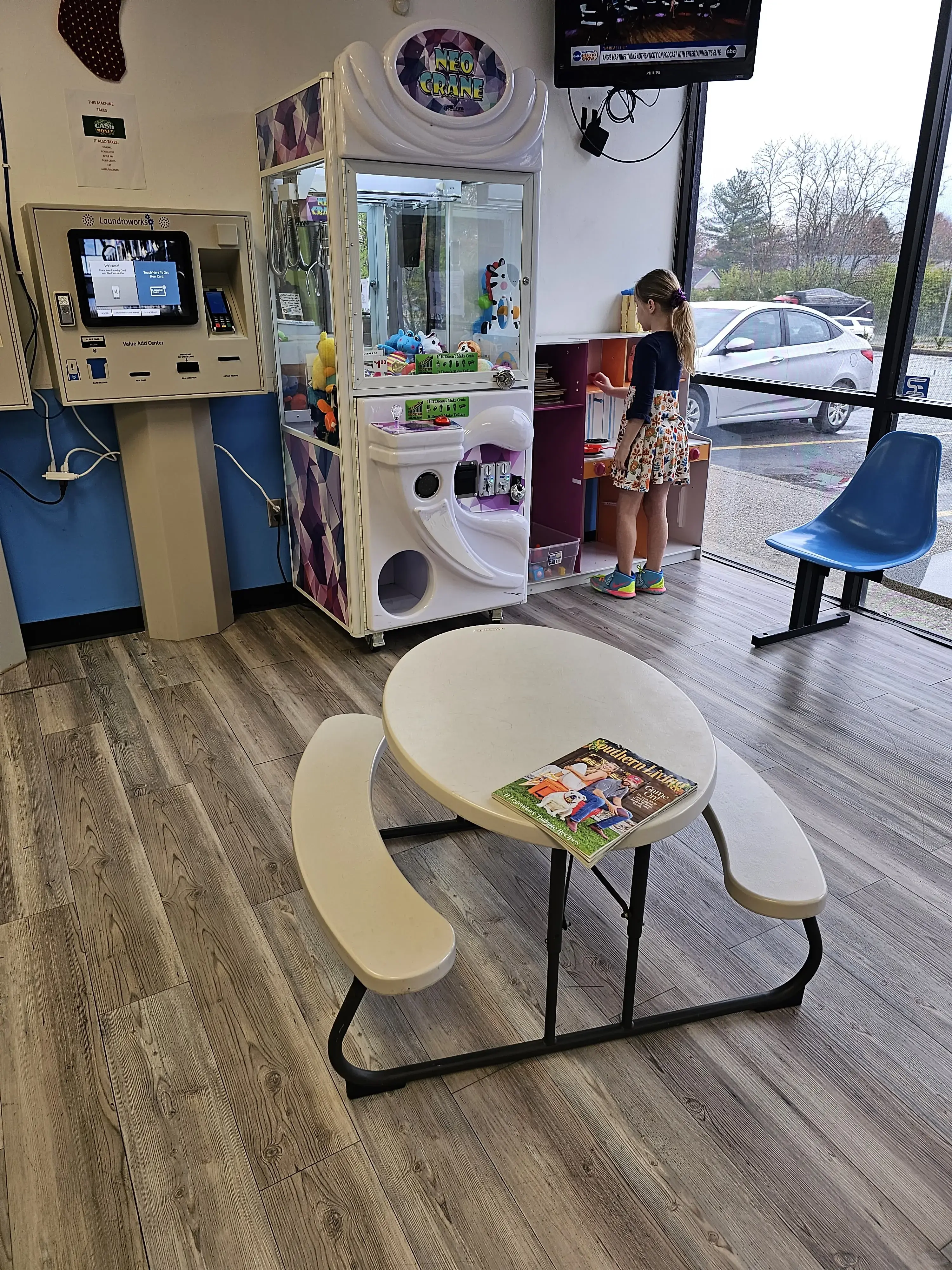 Splash 'Em Out Laundromat - Image 9