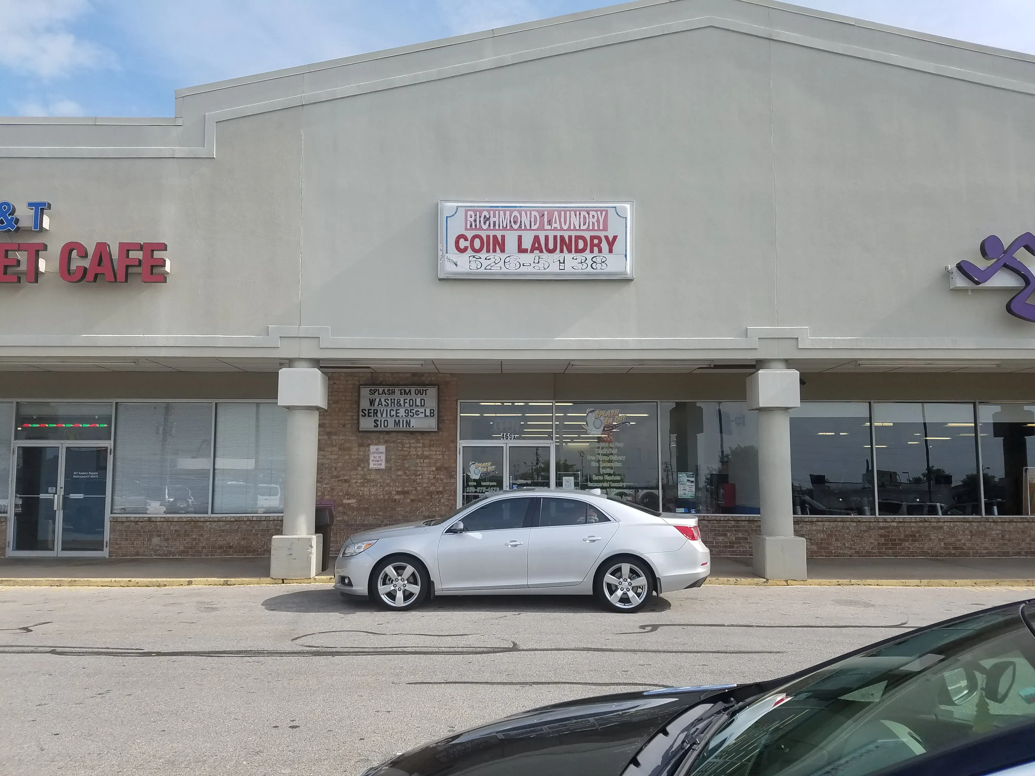 Splash 'Em Out Laundromat - Image 10