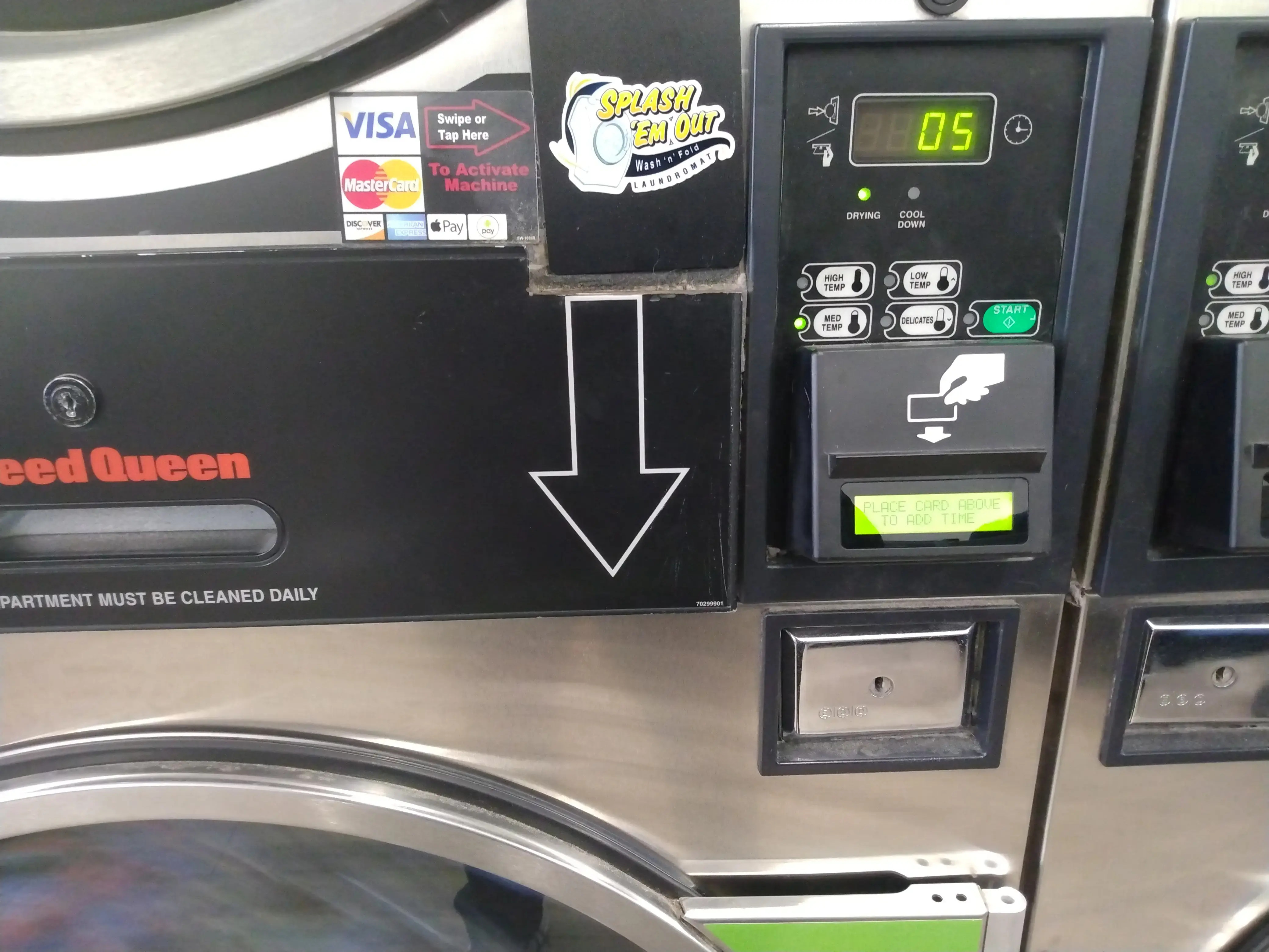 Splash 'Em Out Laundromat - Image 2