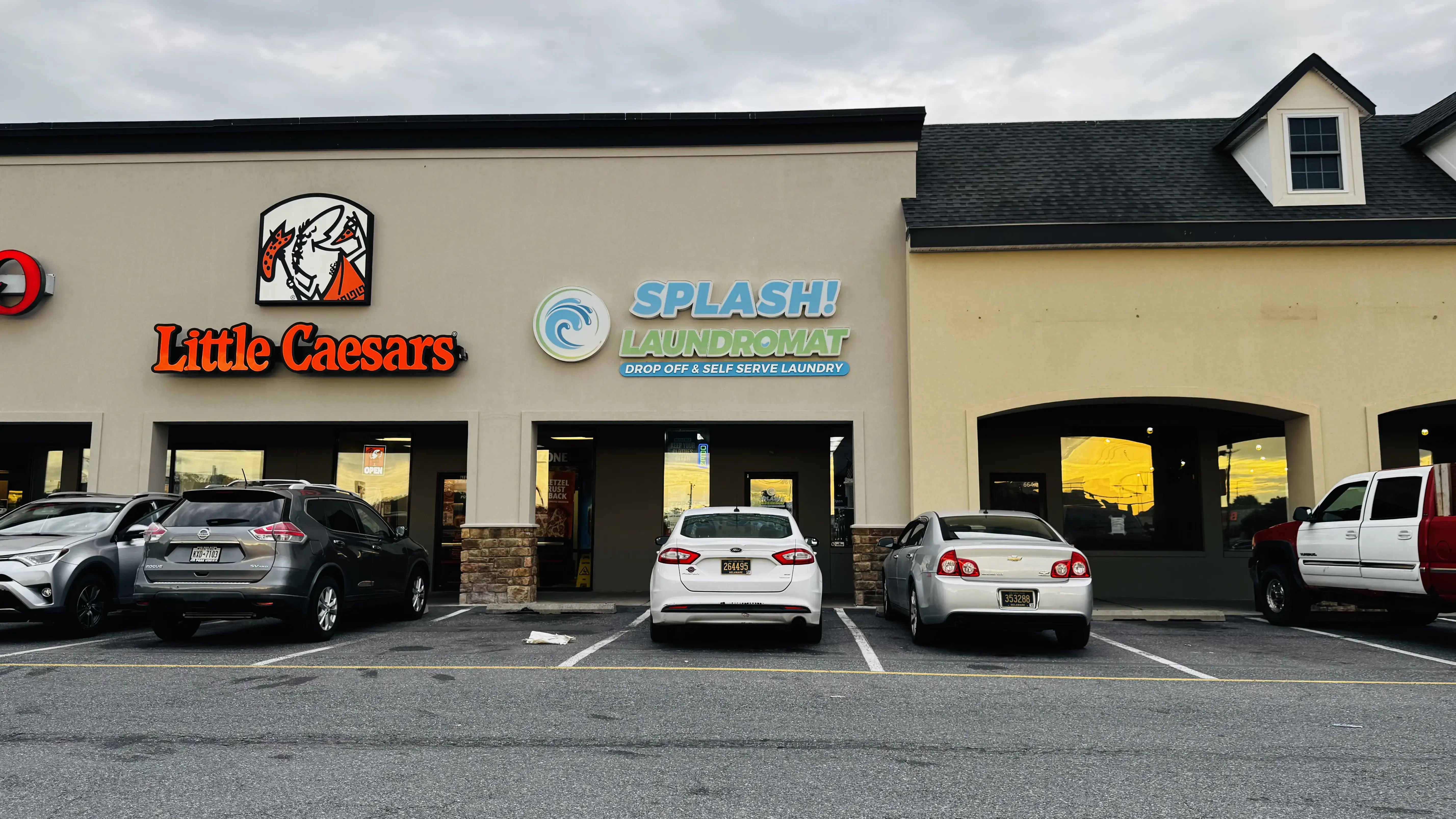 Splash Laundromat thumbnail 10