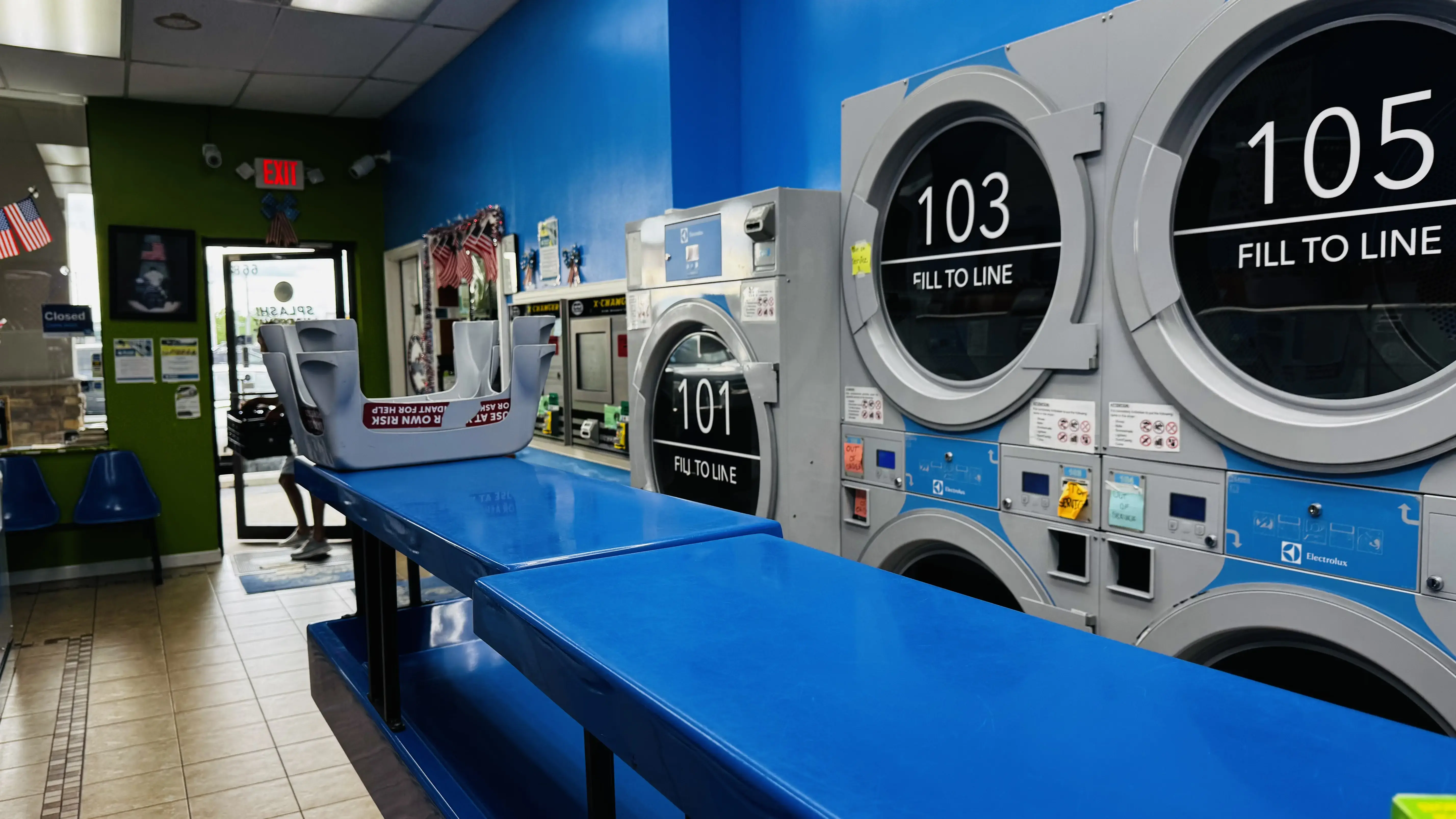 Splash Laundromat - Image 4