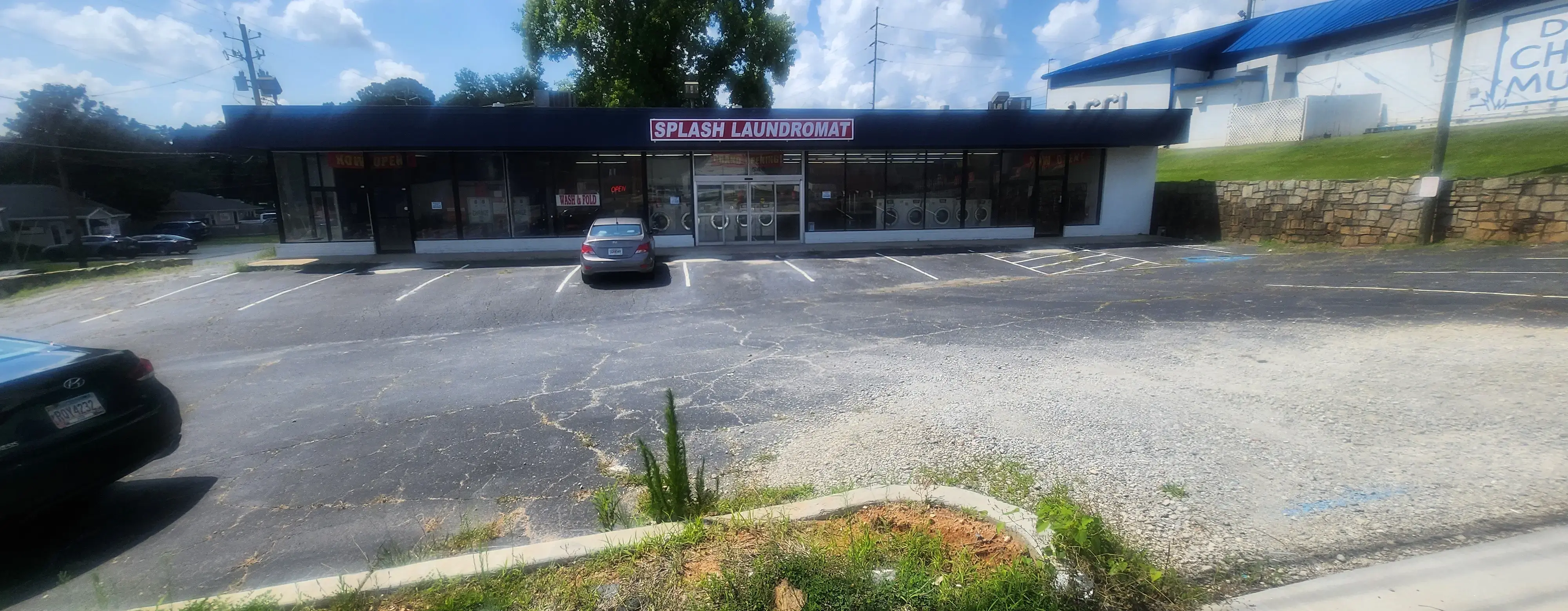 Splash Laundromat thumbnail 9