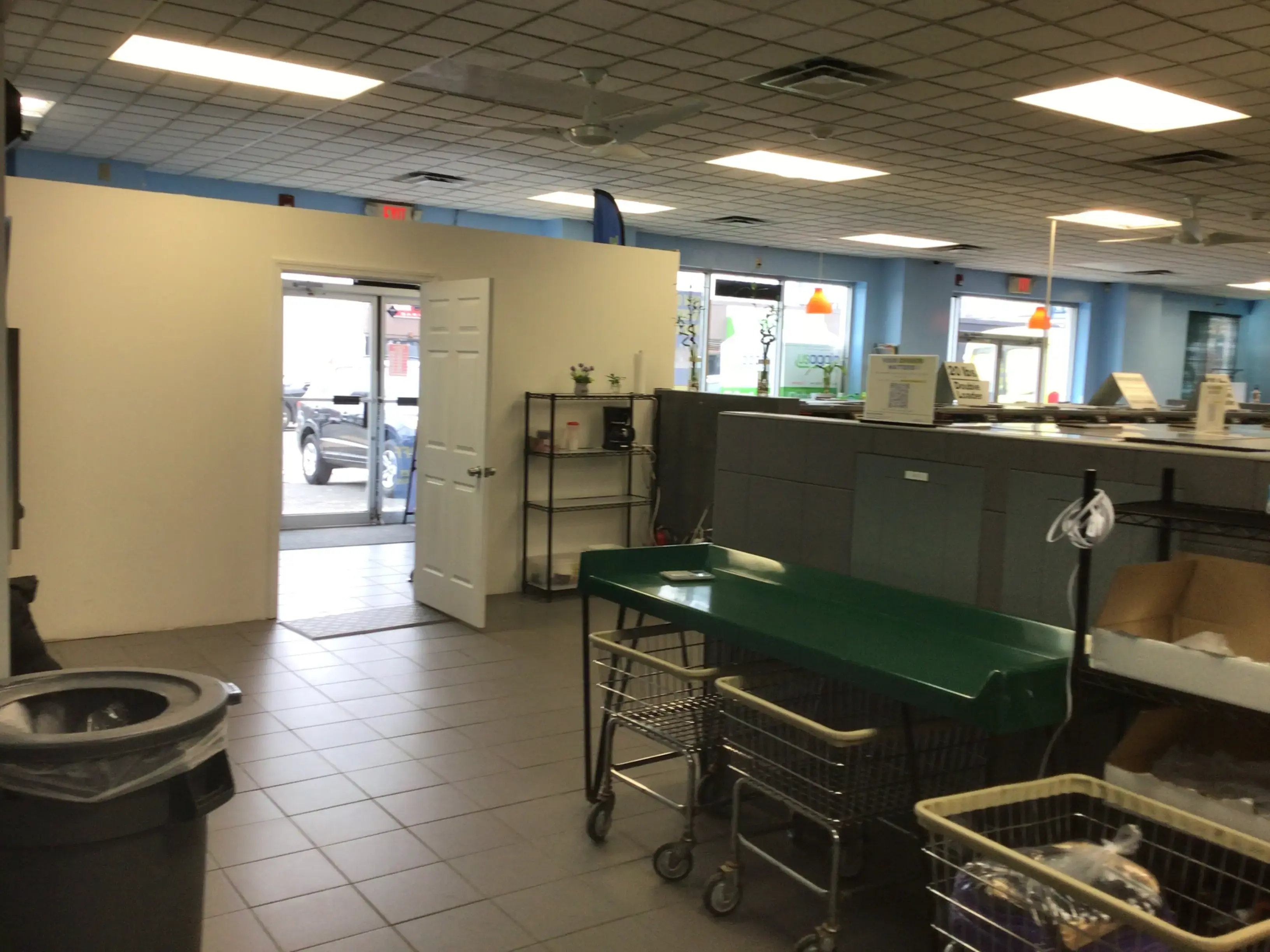 Splash Laundromat thumbnail 3