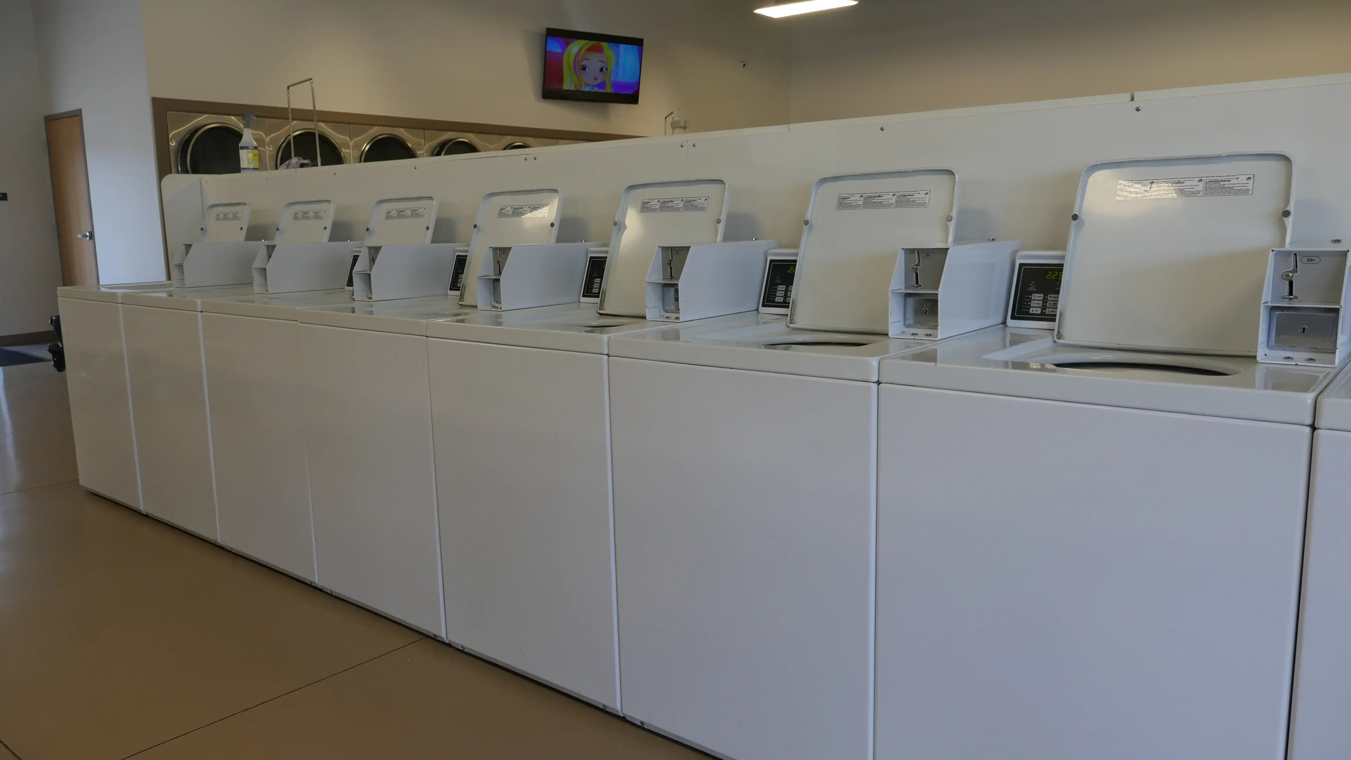 Splash Laundry - Image 18