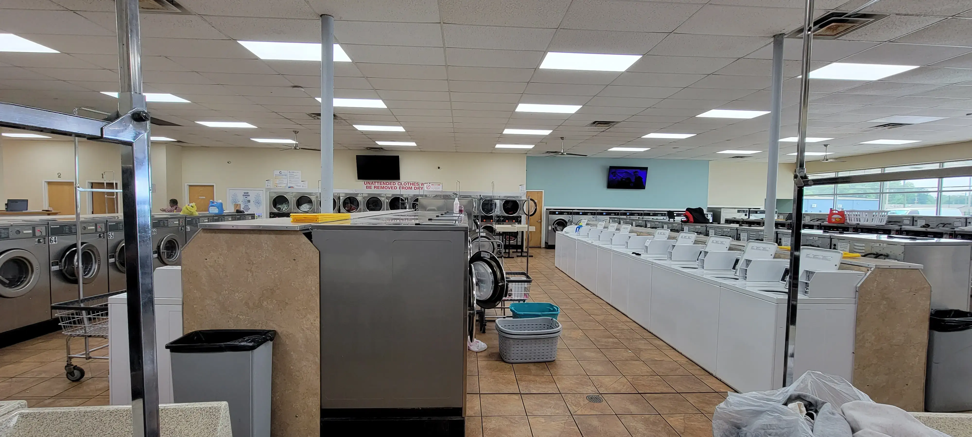 Splash Laundry - Image 17