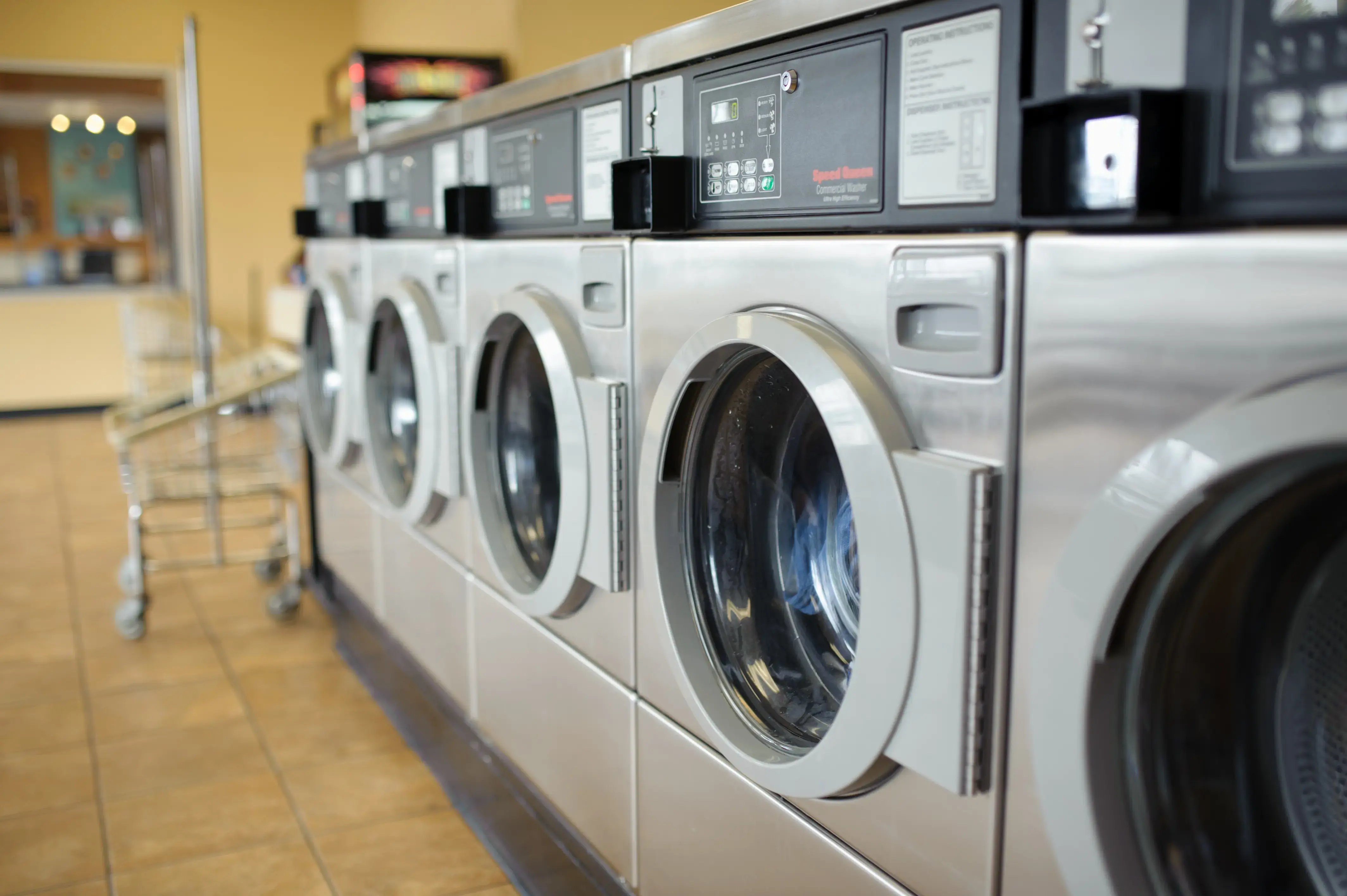 Splash Laundry - Image 2