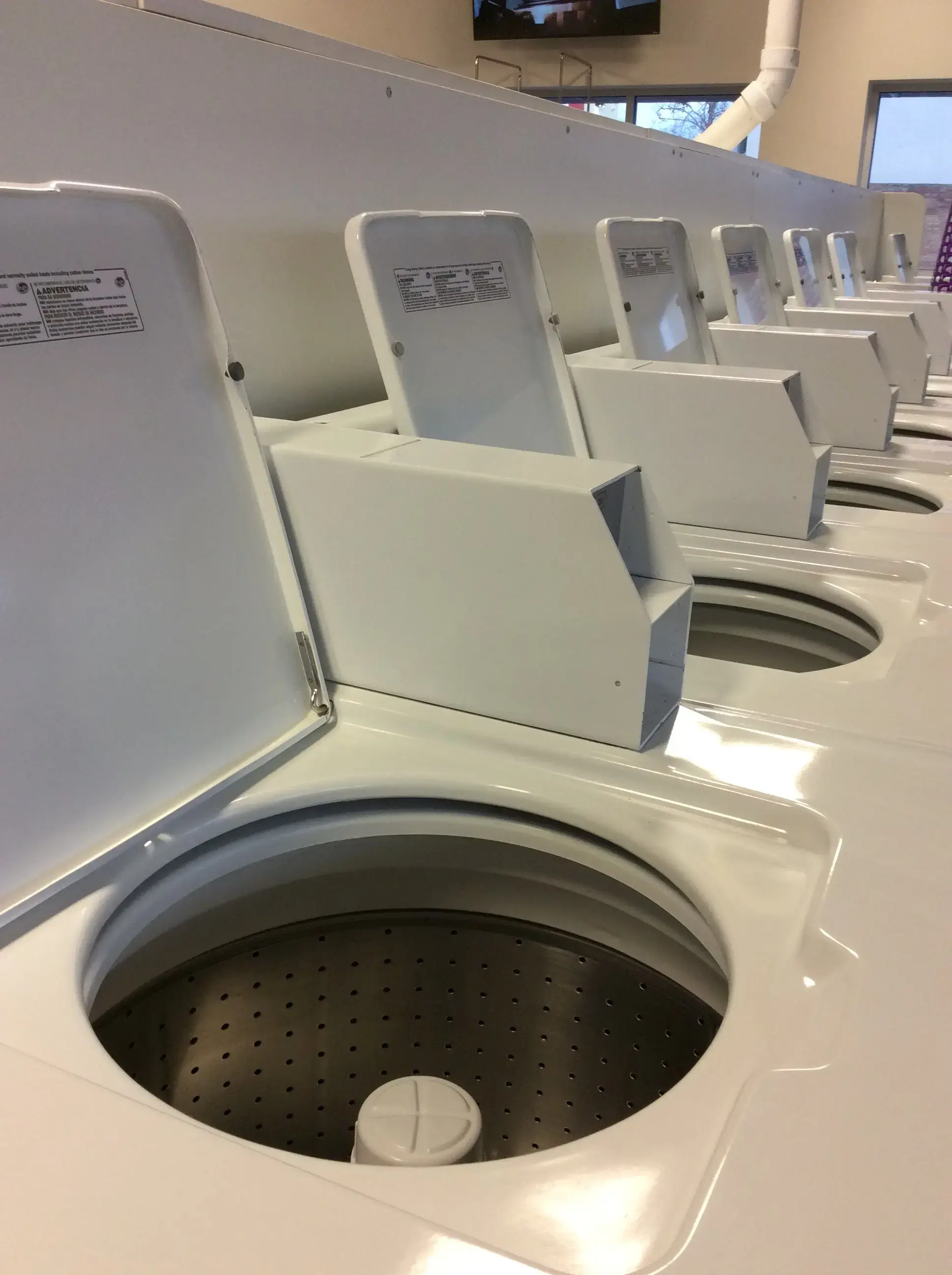 Splash Laundry thumbnail 10