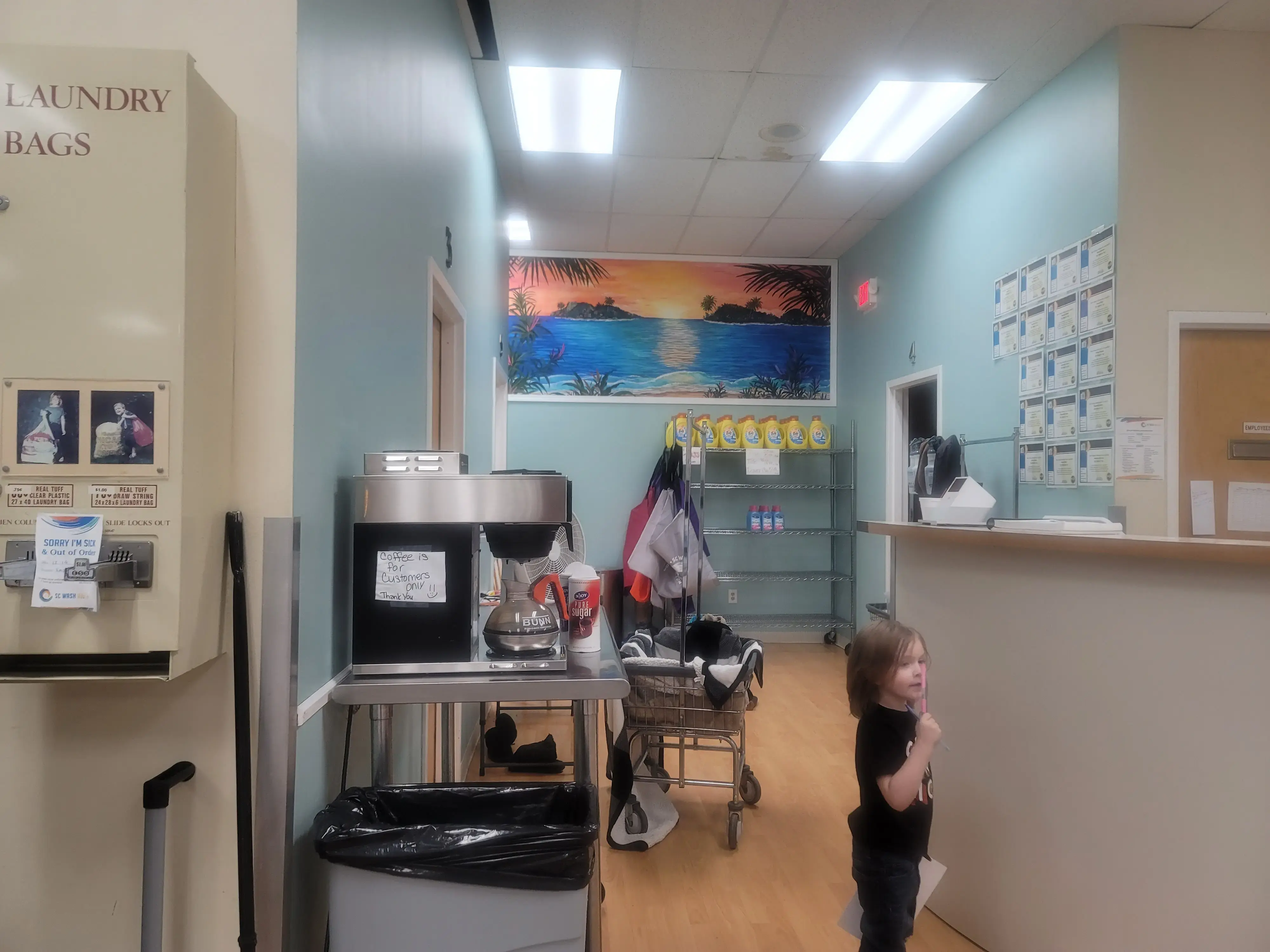 Splash Laundry - Image 18