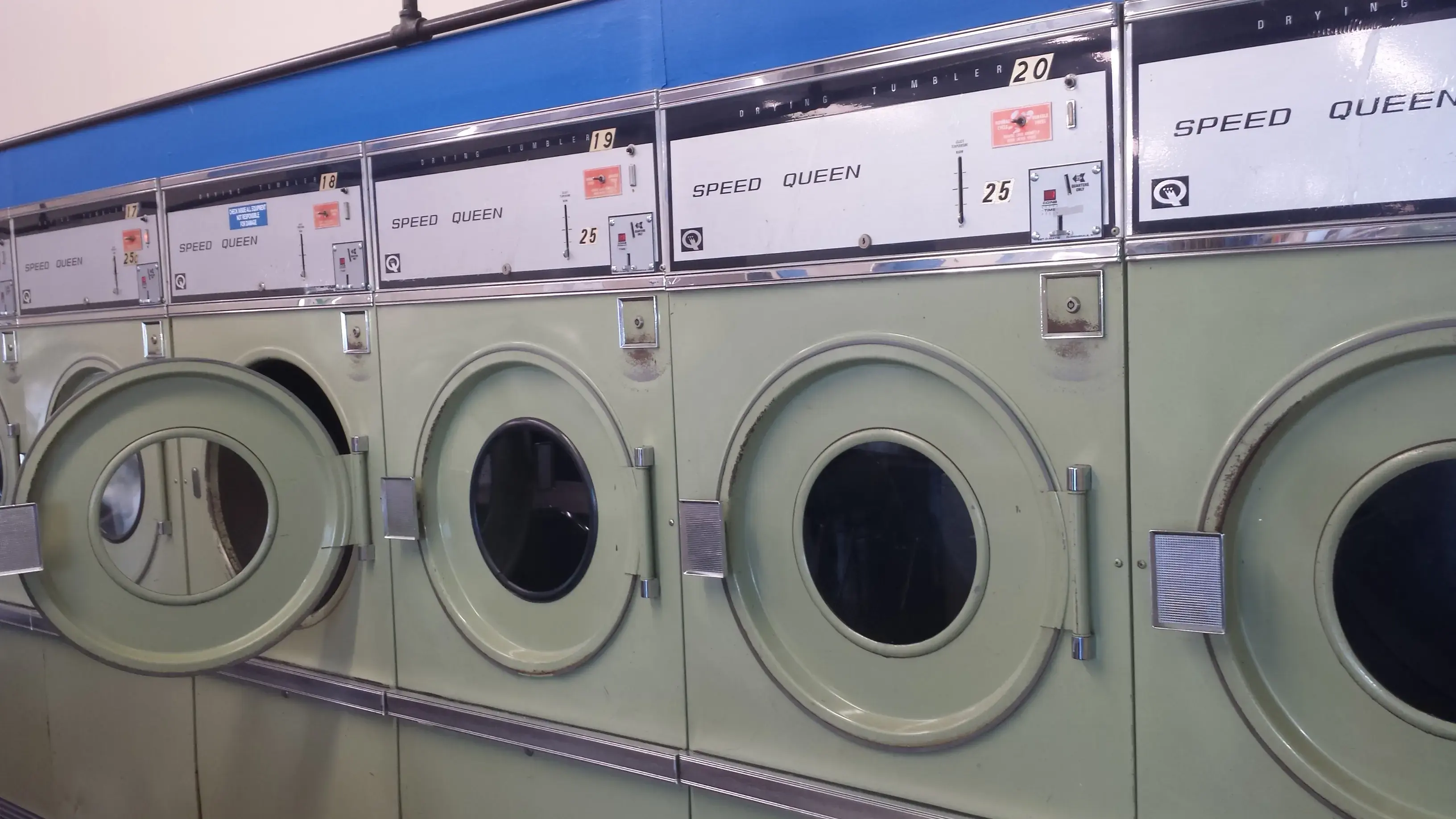 Splash Laundry - Image 19