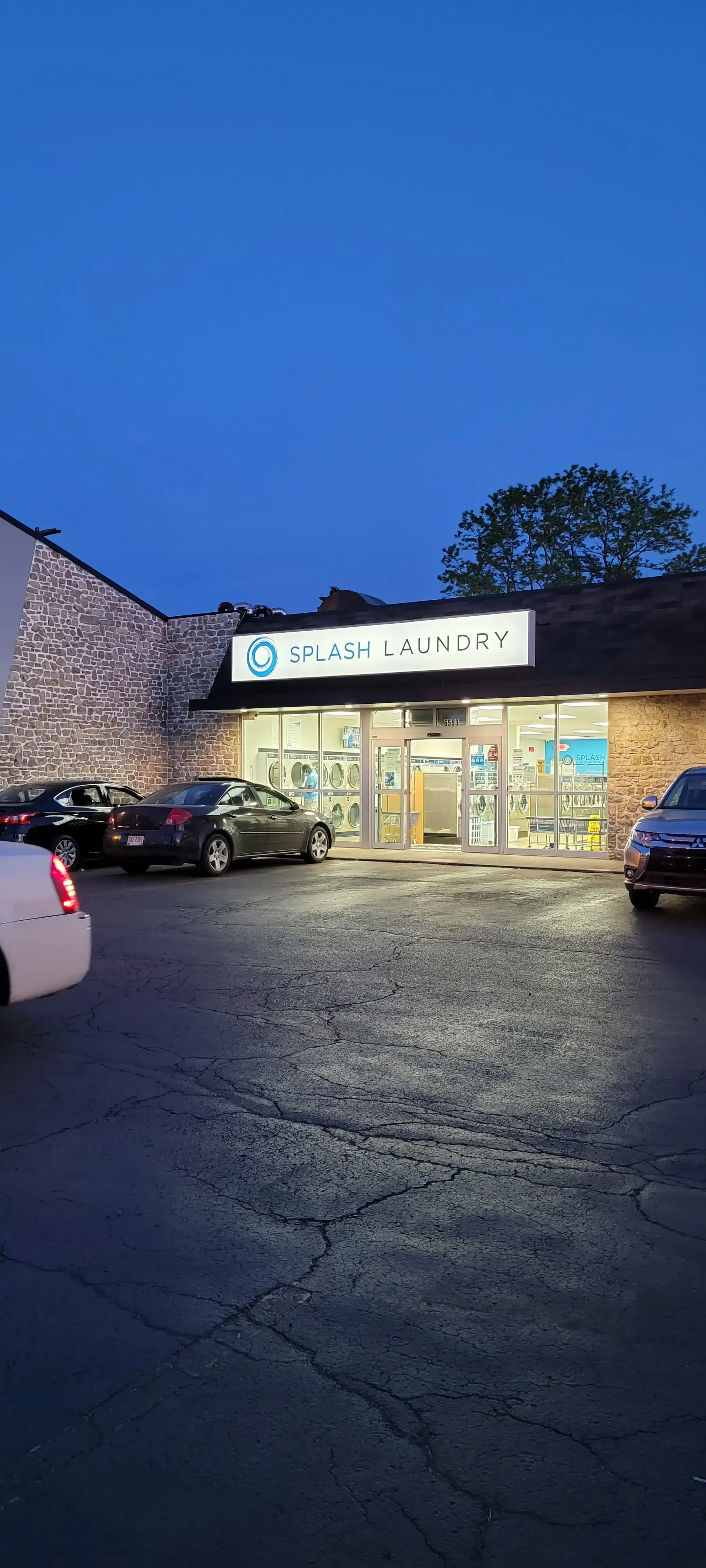 Splash Laundry - Image 8