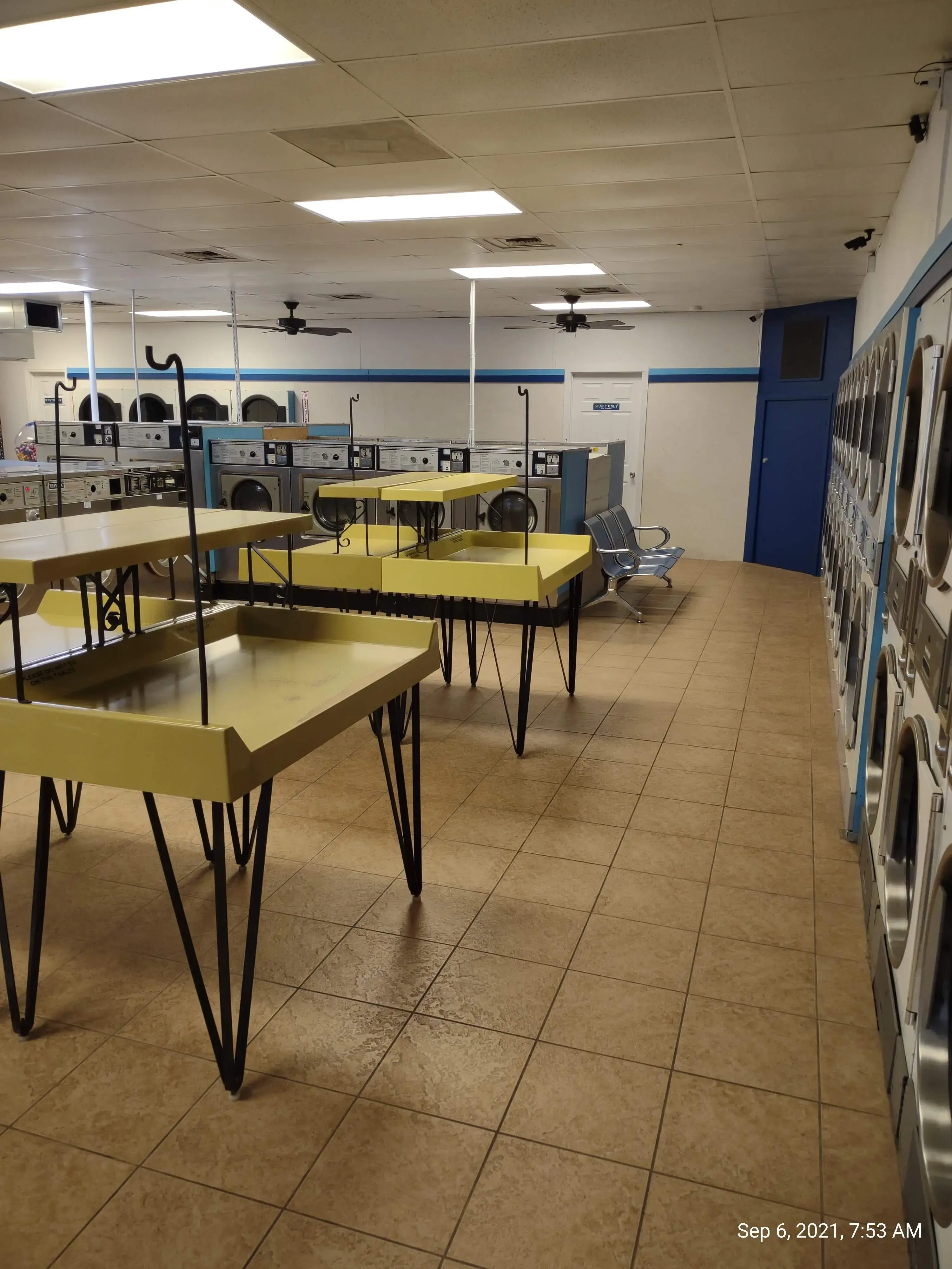 Splash Washateria TX thumbnail 5