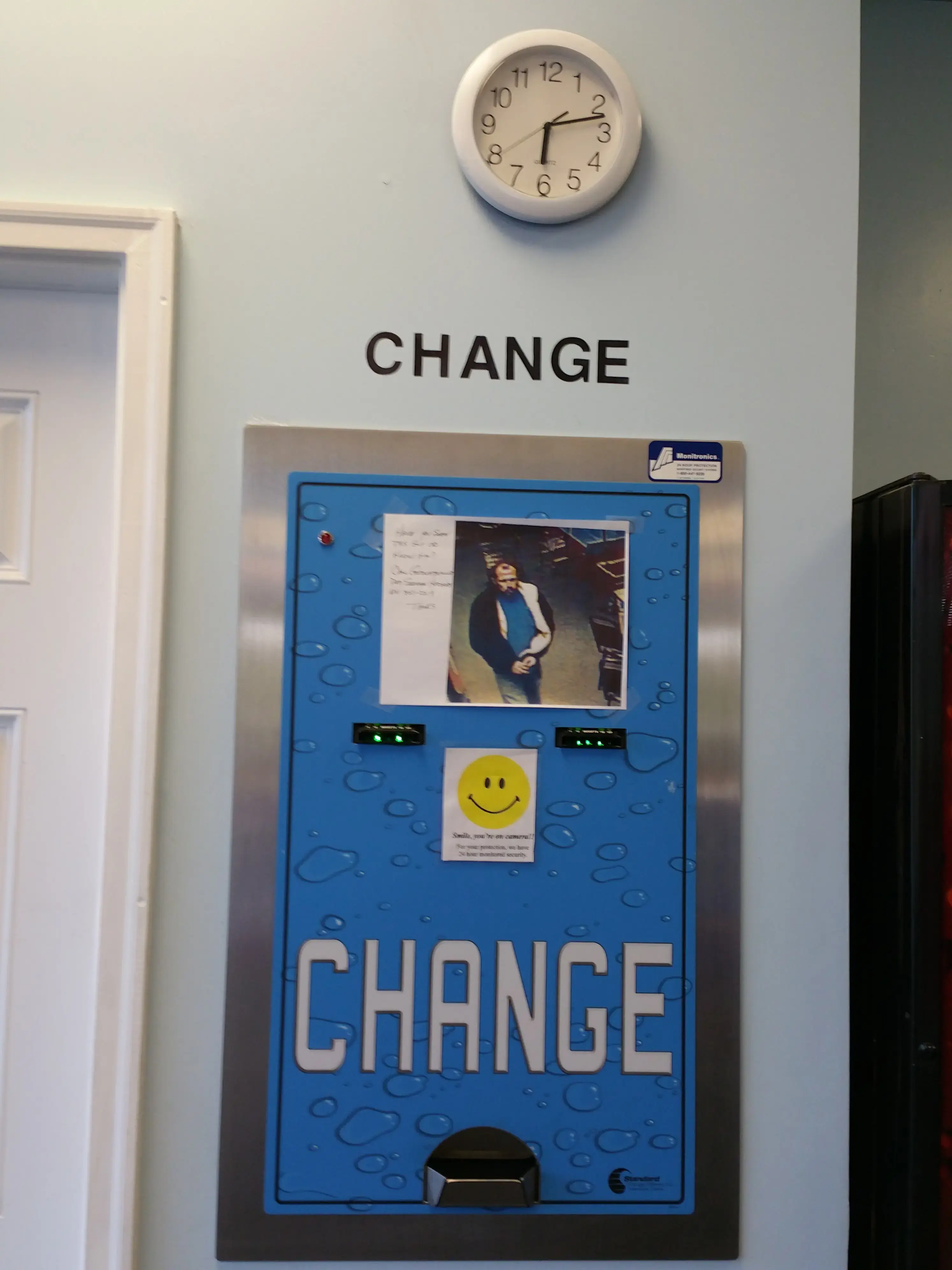 Splish Splash Coin Laundry - Image 7