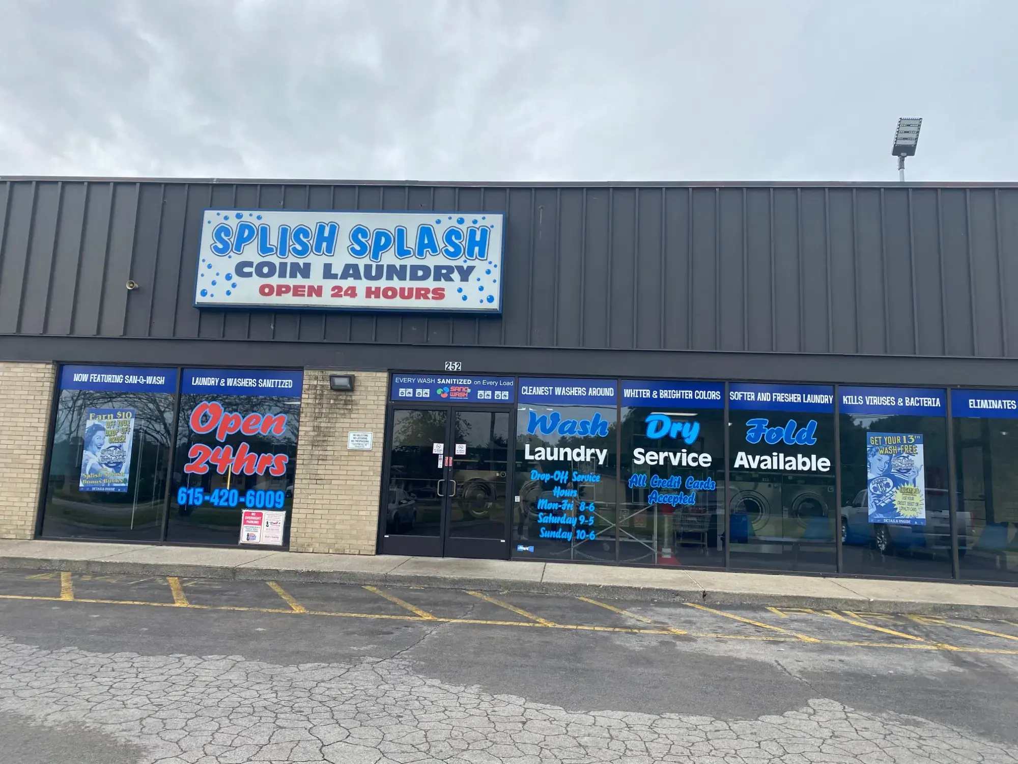 Splish Splash Coin Laundry thumbnail 2