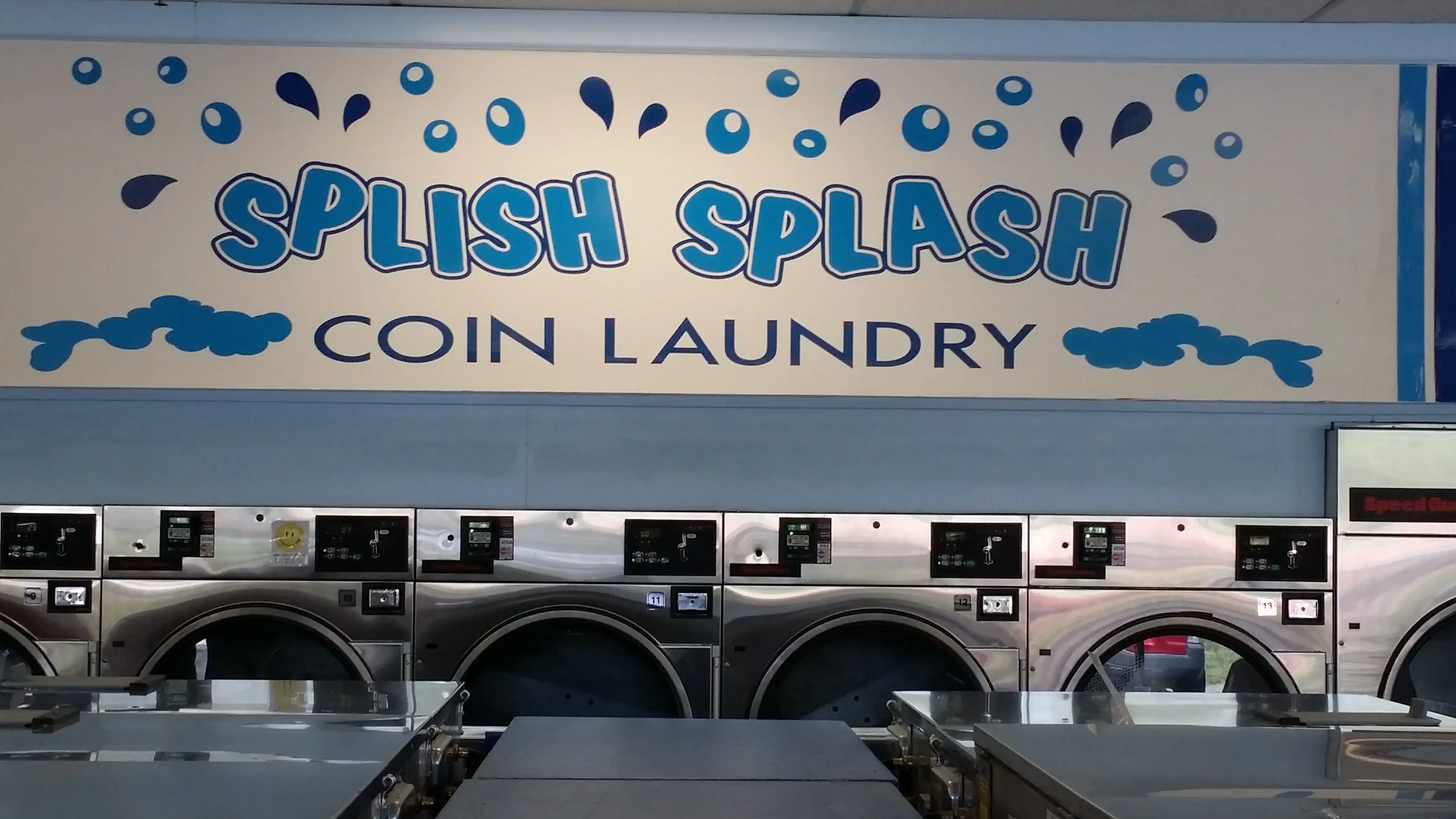 Splish Splash Coin Laundry thumbnail 13