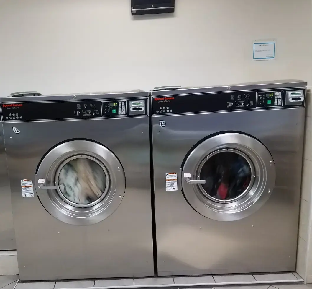 Splish Splash Laundromat thumbnail 4