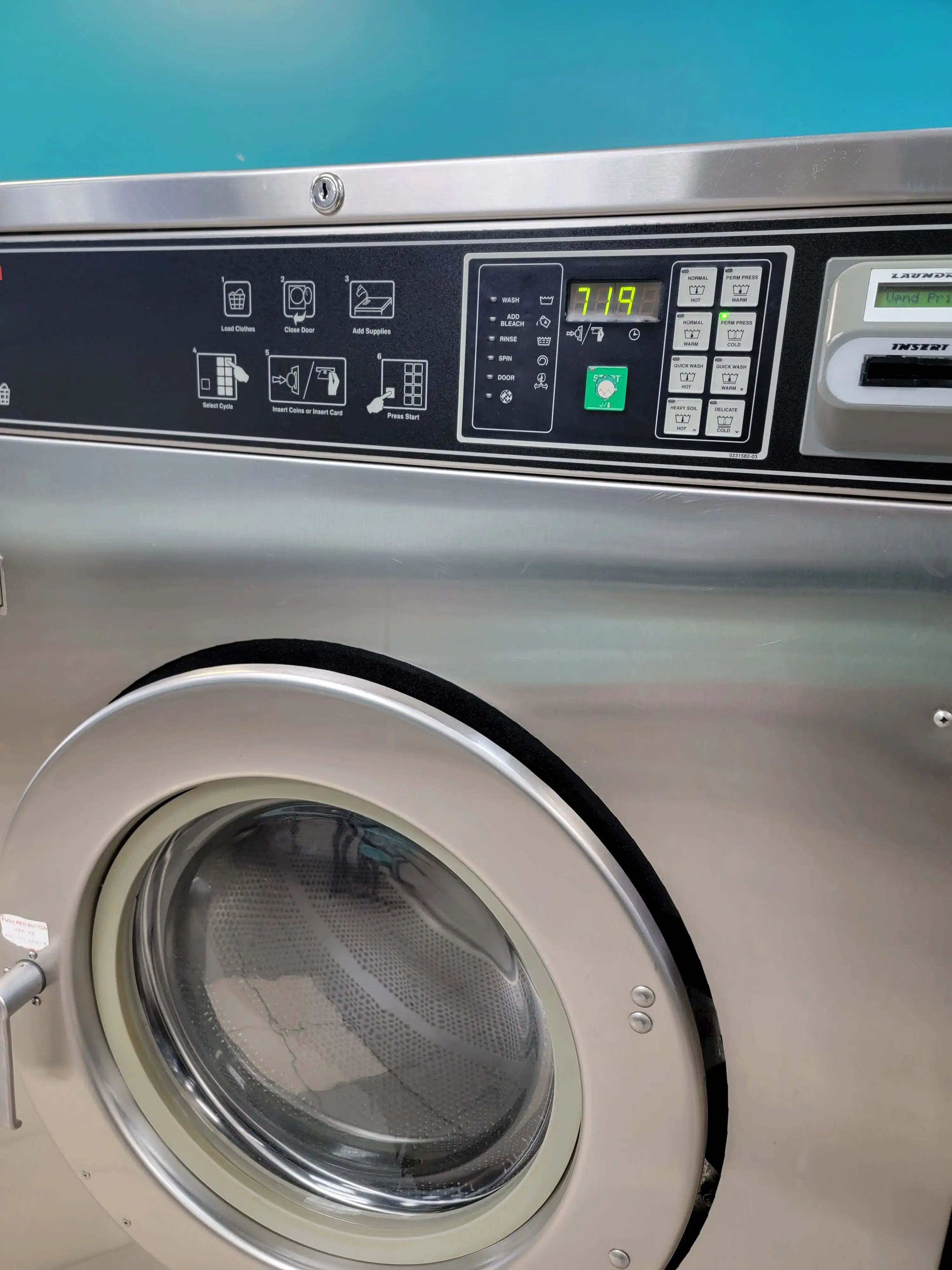 Splish Splash Laundromat - Image 18